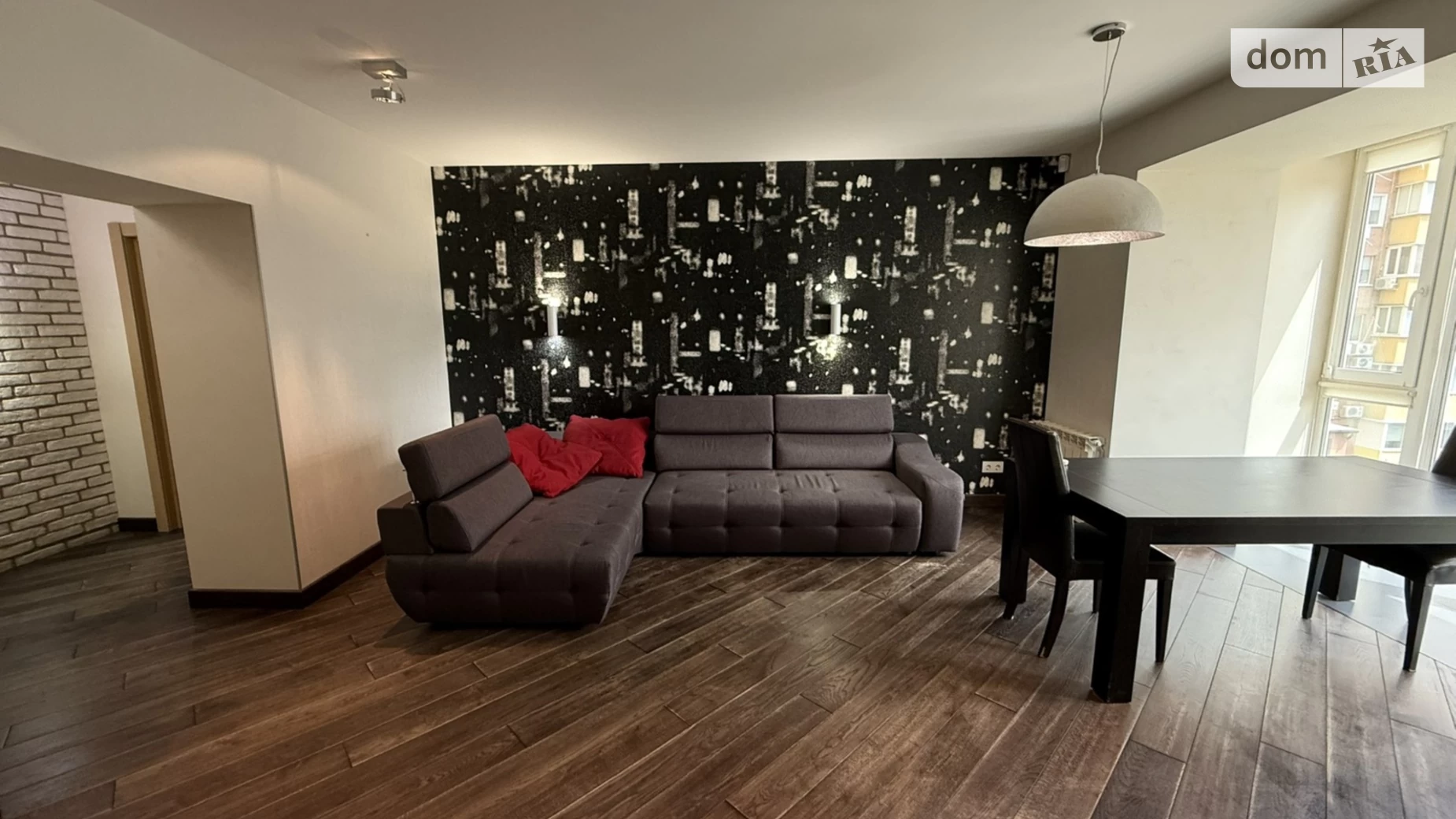 Продается 3-комнатная квартира 89.9 кв. м в Щербанях, ул. Генадия Биличенко - фото 2