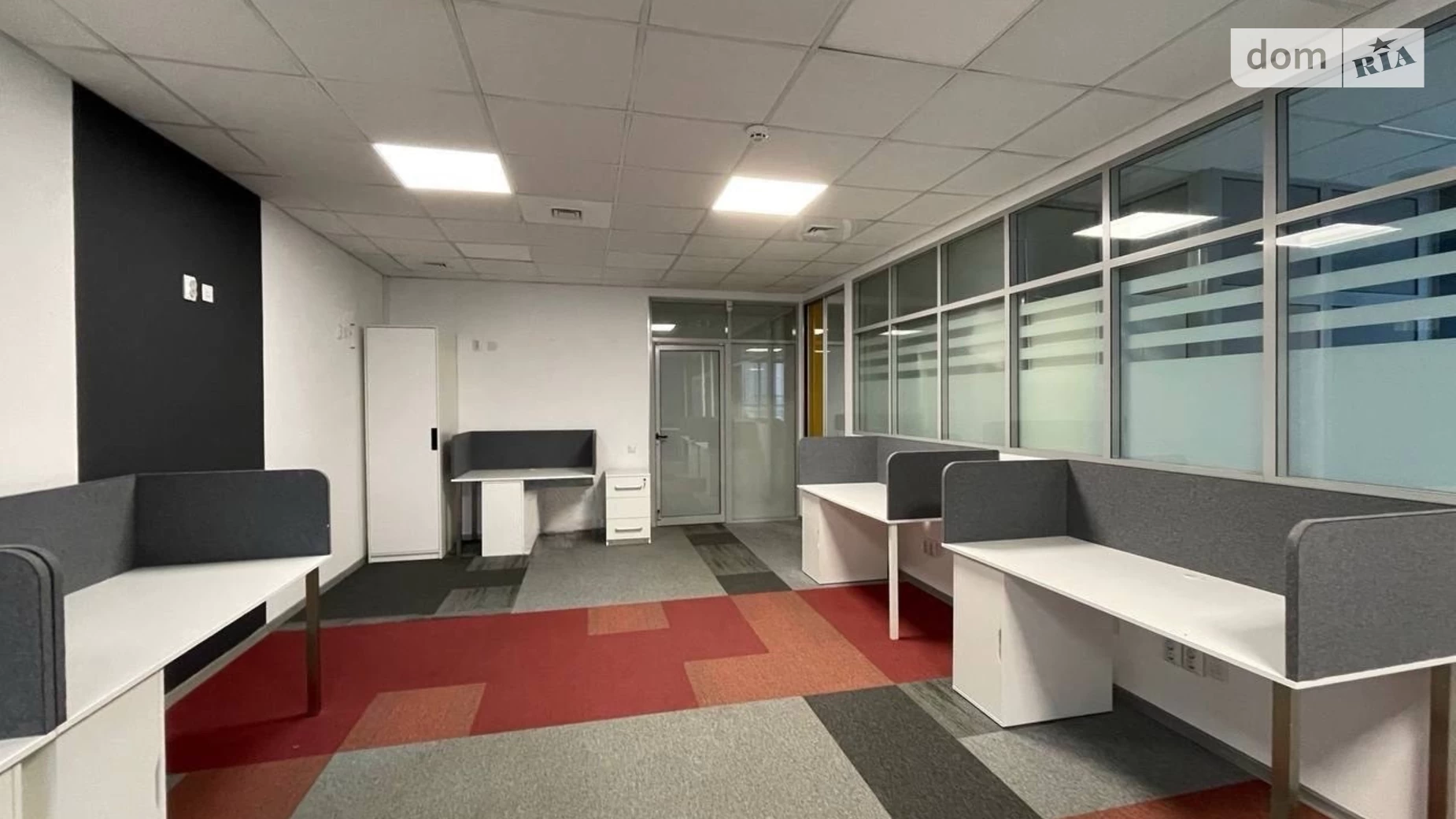Сдается в аренду офис 60 кв. м в бизнес-центре, цена: 720 $ - фото 4