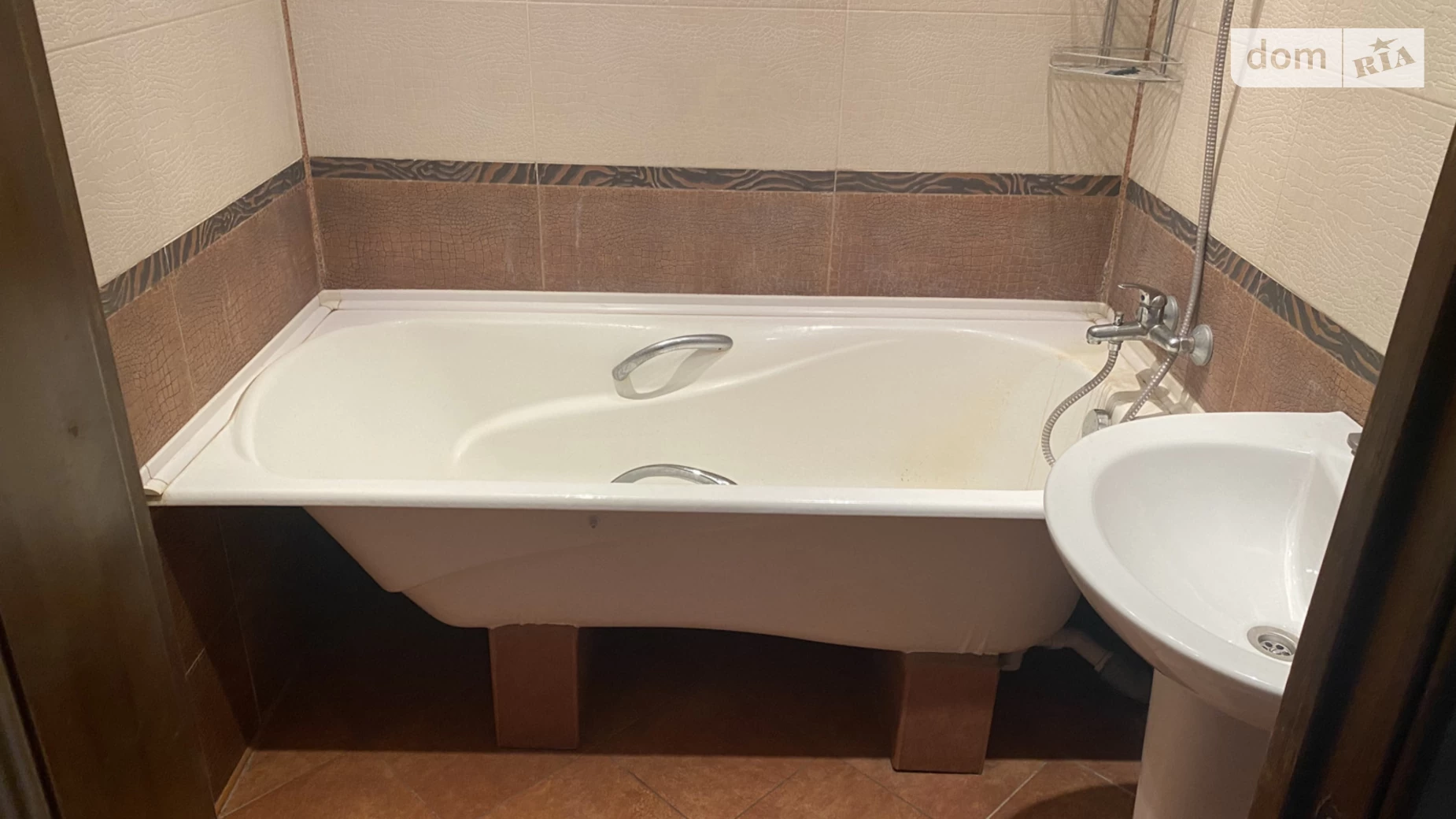 Продается 1-комнатная квартира 41.1 кв. м в Киеве, ул. Урловская, 5А - фото 2