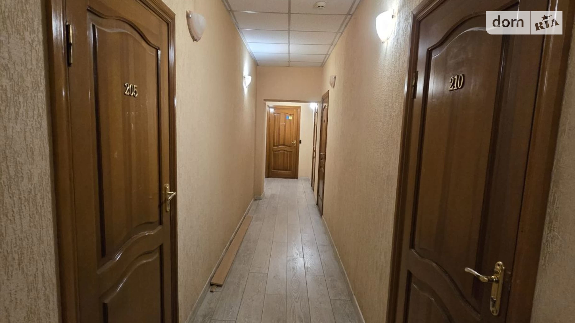 Сдается в аренду помещения свободного назначения 19 кв. м в 3-этажном здании, цена: 4750 грн - фото 4