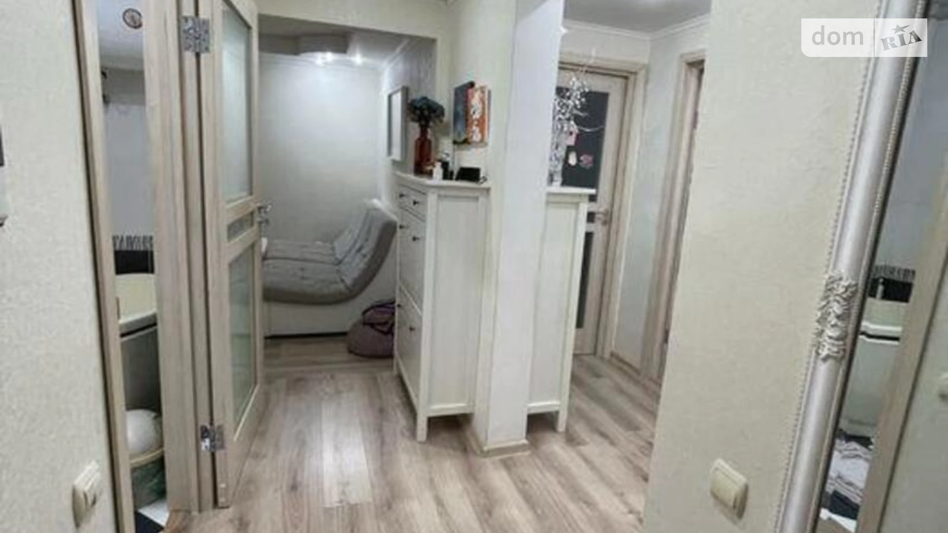 Продается 3-комнатная квартира 15 кв. м в Киеве, ул. Мрии(Академика Туполева) - фото 2