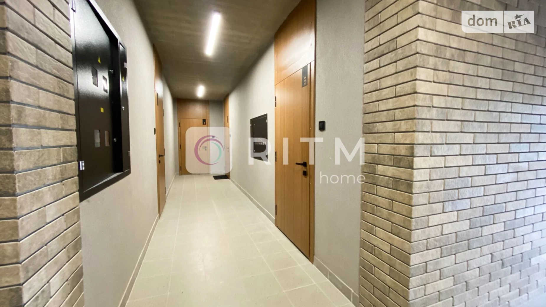 1-комнатная квартира 37 кв. м в Луцке, ул. Мира, 7 - фото 4