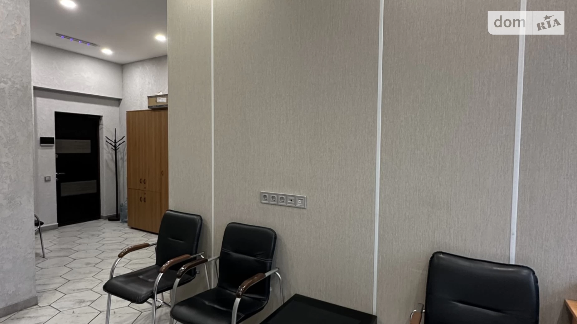 Продается офис 53.9 кв. м в бизнес-центре, цена: 80850 $ - фото 4