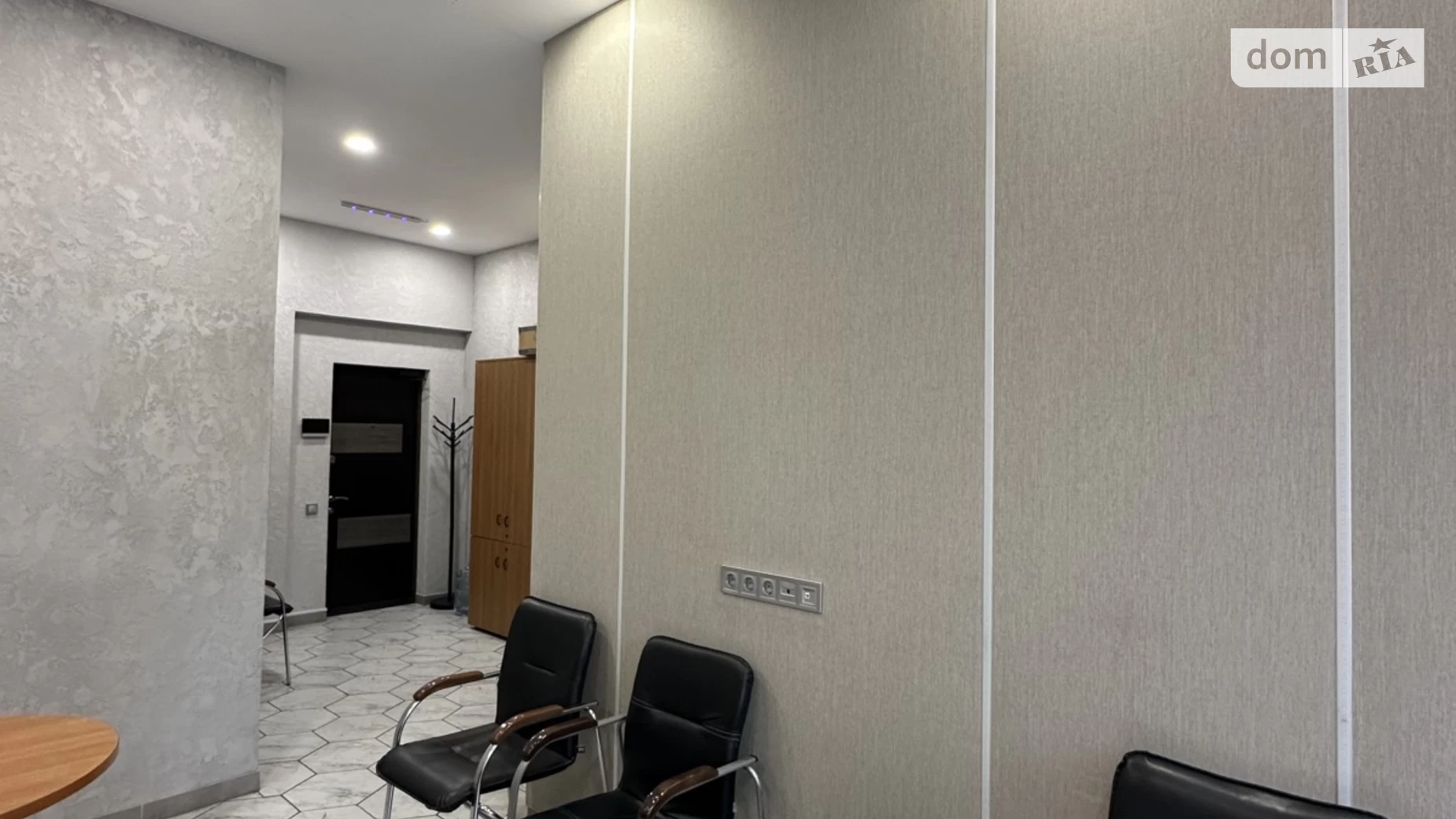 Продается офис 53.9 кв. м в бизнес-центре, цена: 80850 $ - фото 3