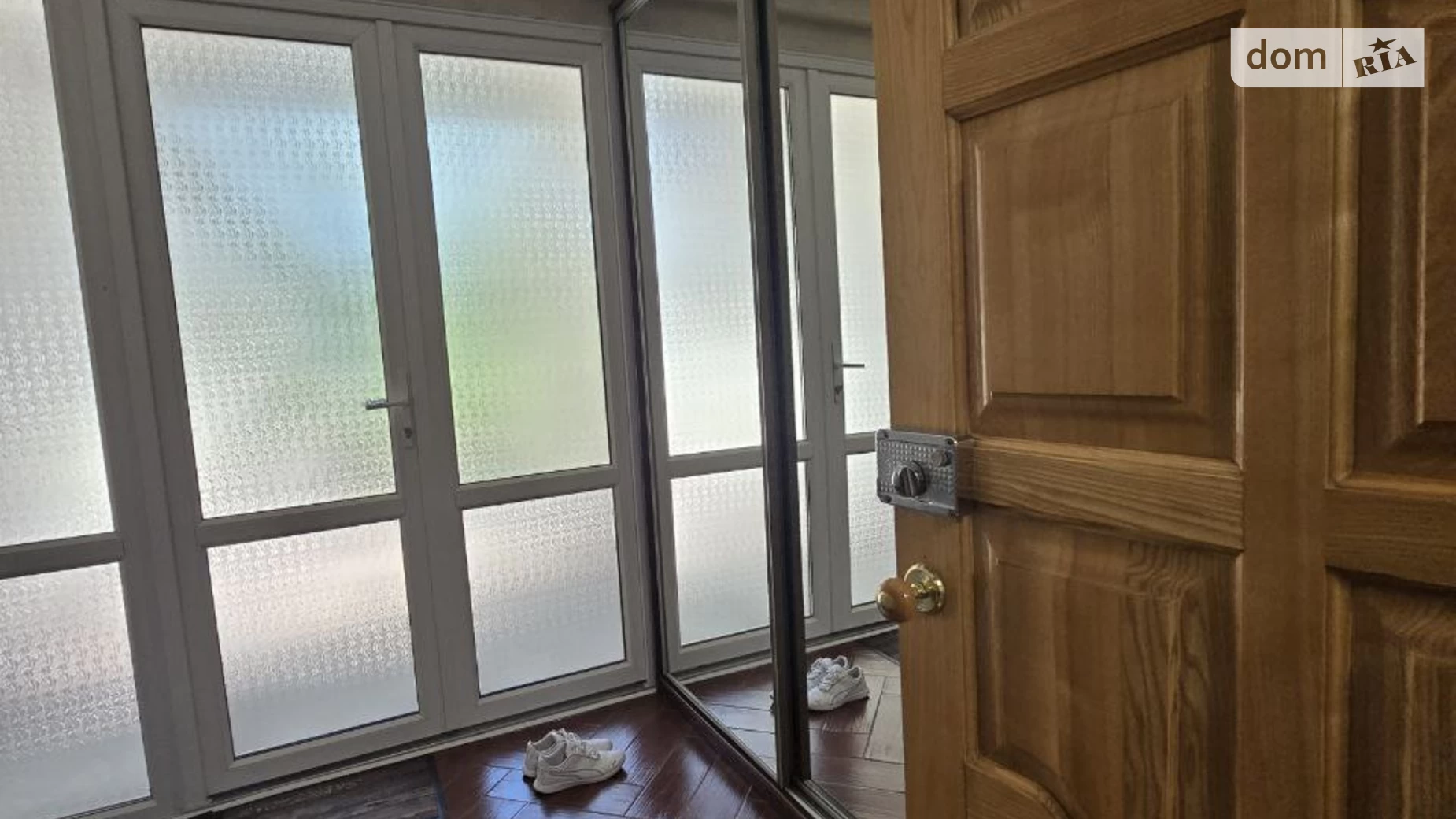 Продается дом на 2 этажа 260 кв. м с участком, цена: 250000 $ - фото 3
