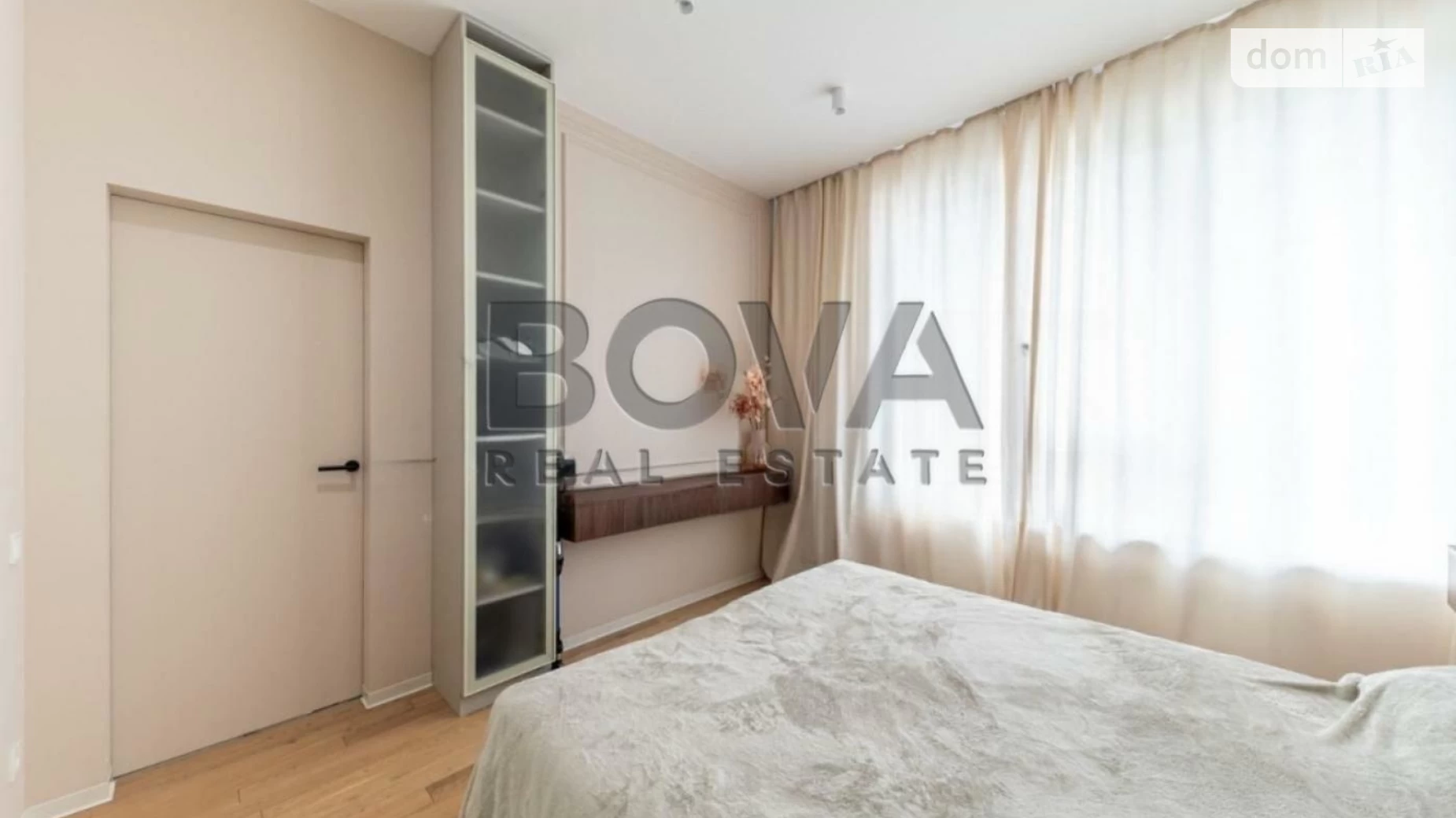 Продается 2-комнатная квартира 74 кв. м в Киеве, ул. Василия Тютюнника, 28А - фото 2