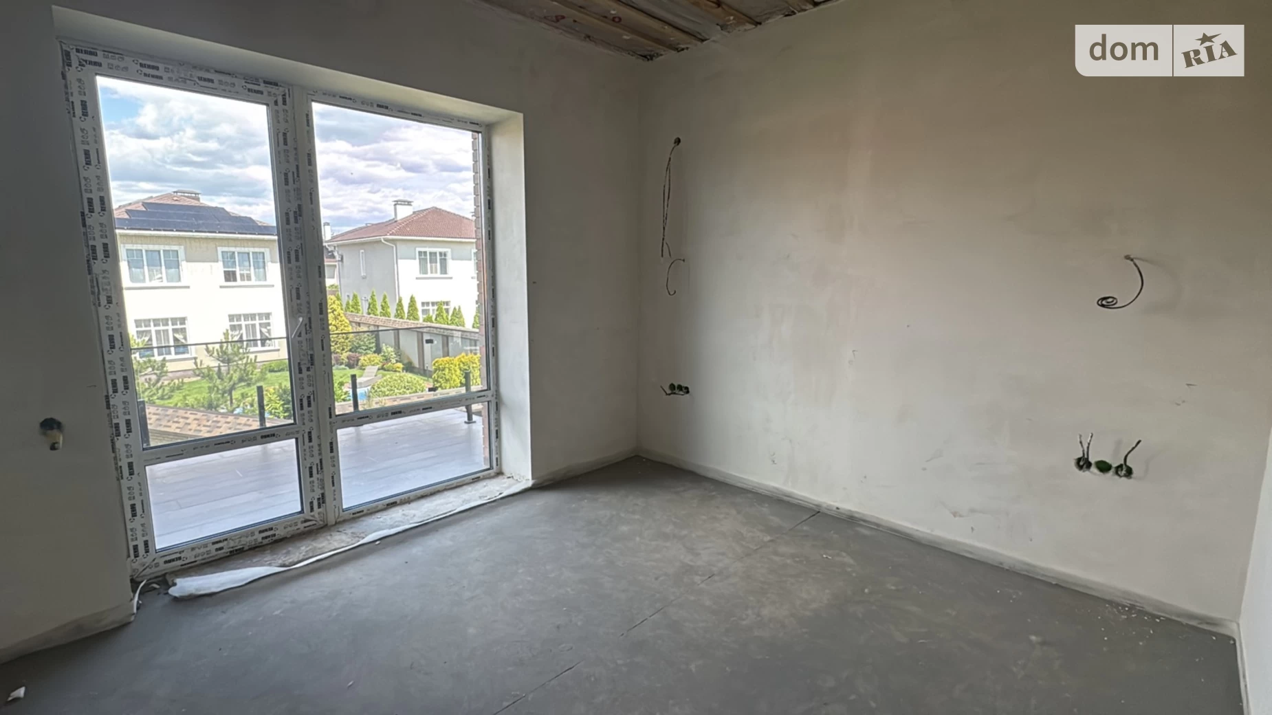Продается дом на 2 этажа 165 кв. м с камином, цена: 295000 $ - фото 2