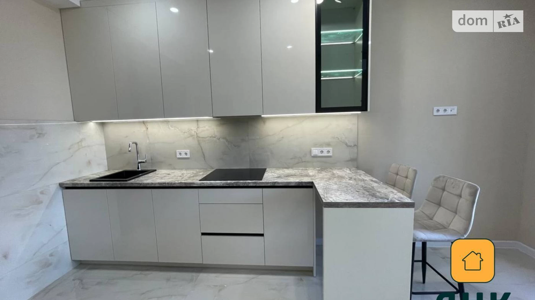 Продается 1-комнатная квартира 45 кв. м в Одессе, пер. Курортный, 2 - фото 2
