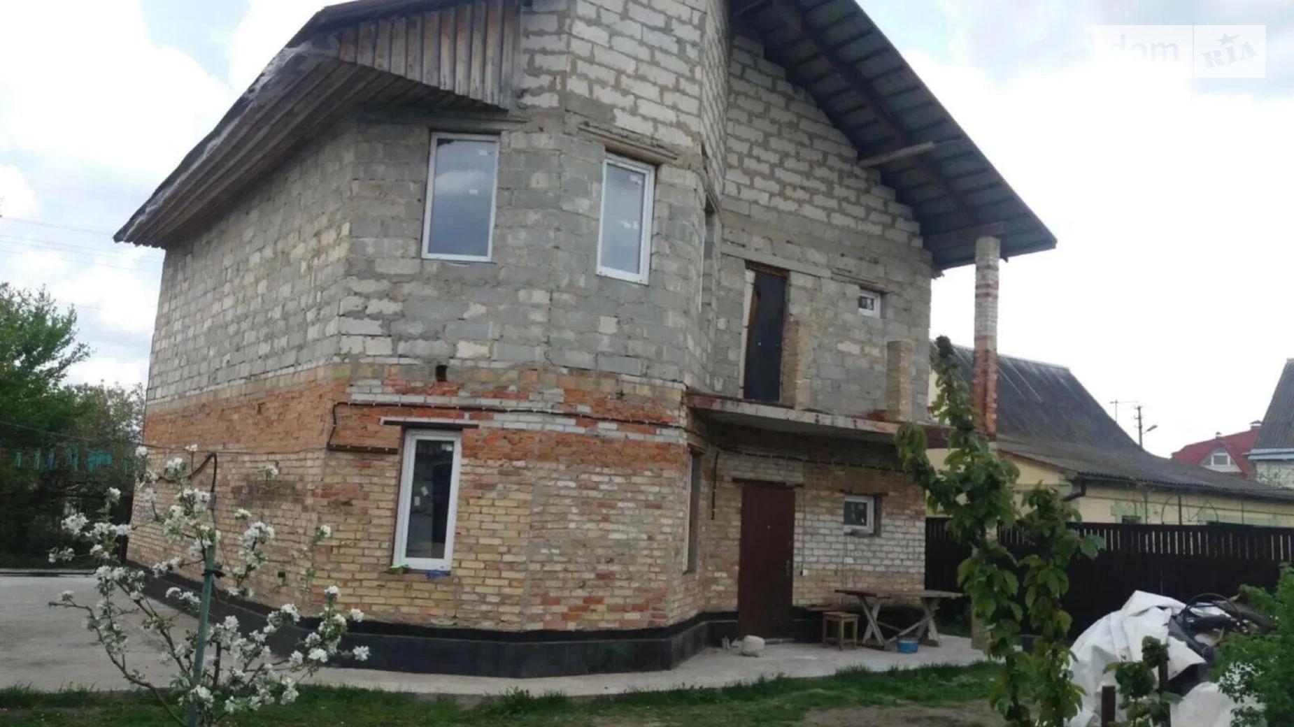 Продається будинок 3 поверховий 220 кв. м з гаражем, цена: 75000 $ - фото 2