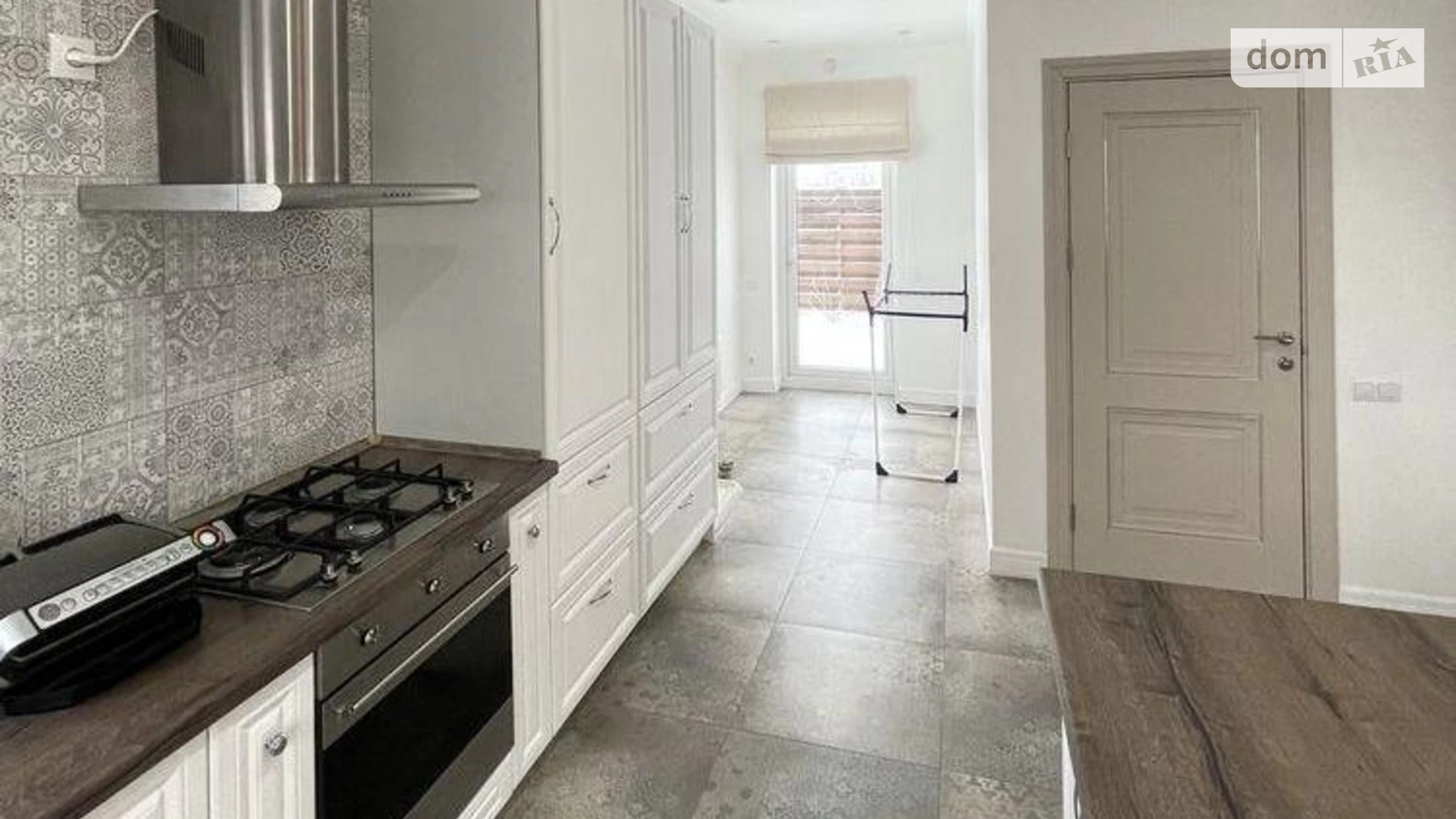 Продается дом на 2 этажа 198 кв. м с баней/сауной, цена: 370000 $ - фото 3