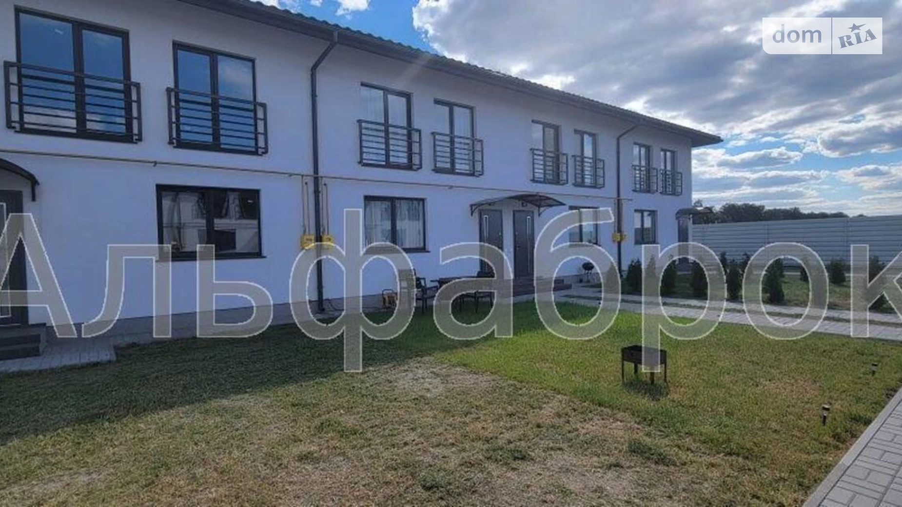 Продается дом на 2 этажа 74 кв. м с бассейном, цена: 40000 $ - фото 2