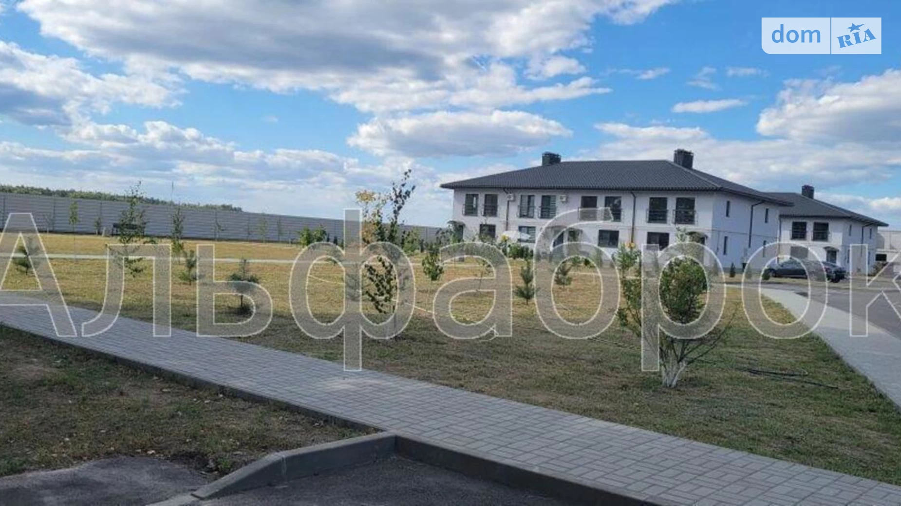 Продается дом на 2 этажа 74 кв. м с бассейном, цена: 40000 $ - фото 5