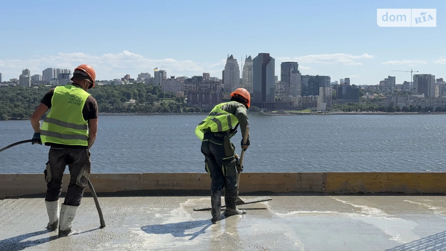 Продается 1-комнатная квартира 58 кв. м в Днепре, ул. Солнечная Набережная(Малиновского Маршала) - фото 3