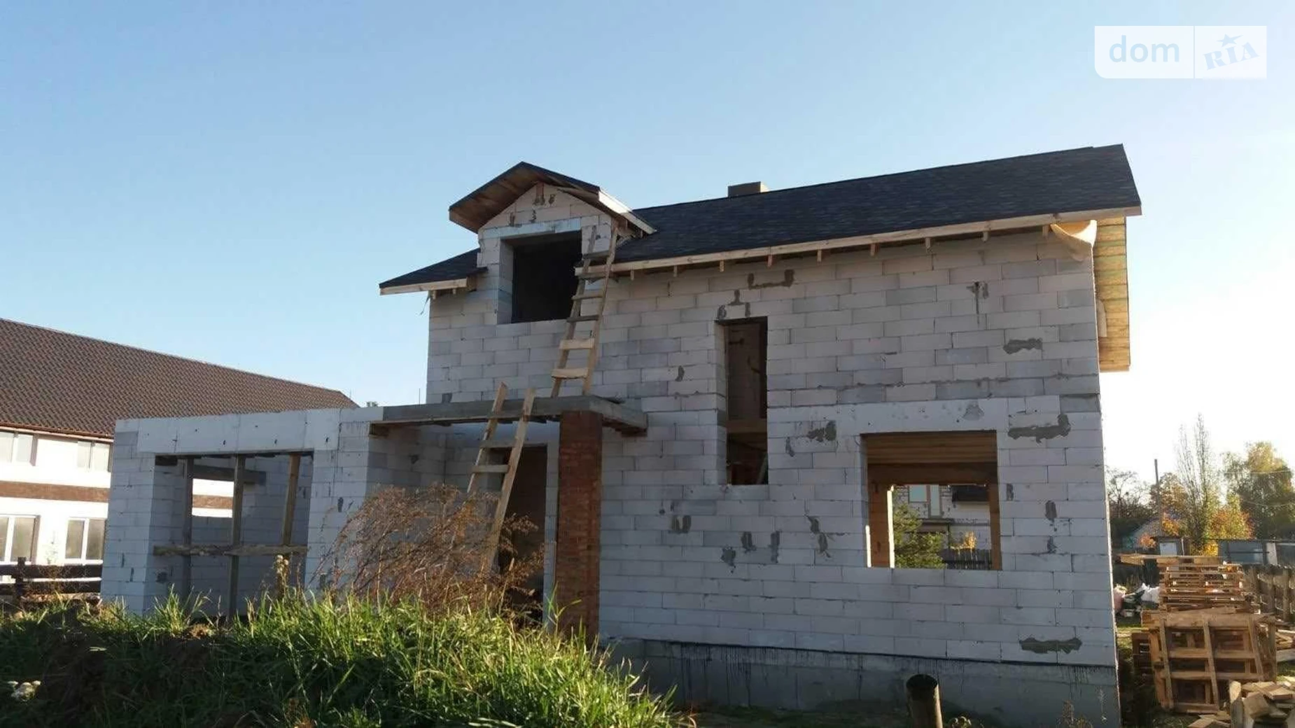 Продается дом на 2 этажа 170 кв. м с баней/сауной, цена: 53000 $ - фото 2