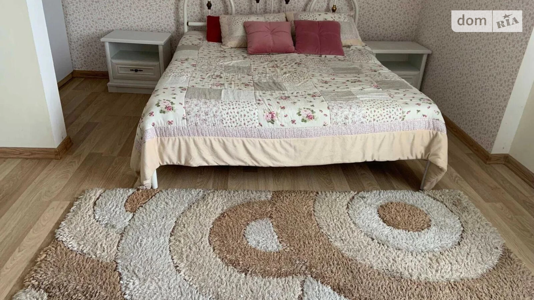 Продается дом на 2 этажа 300 кв. м с верандой, цена: 190000 $ - фото 2
