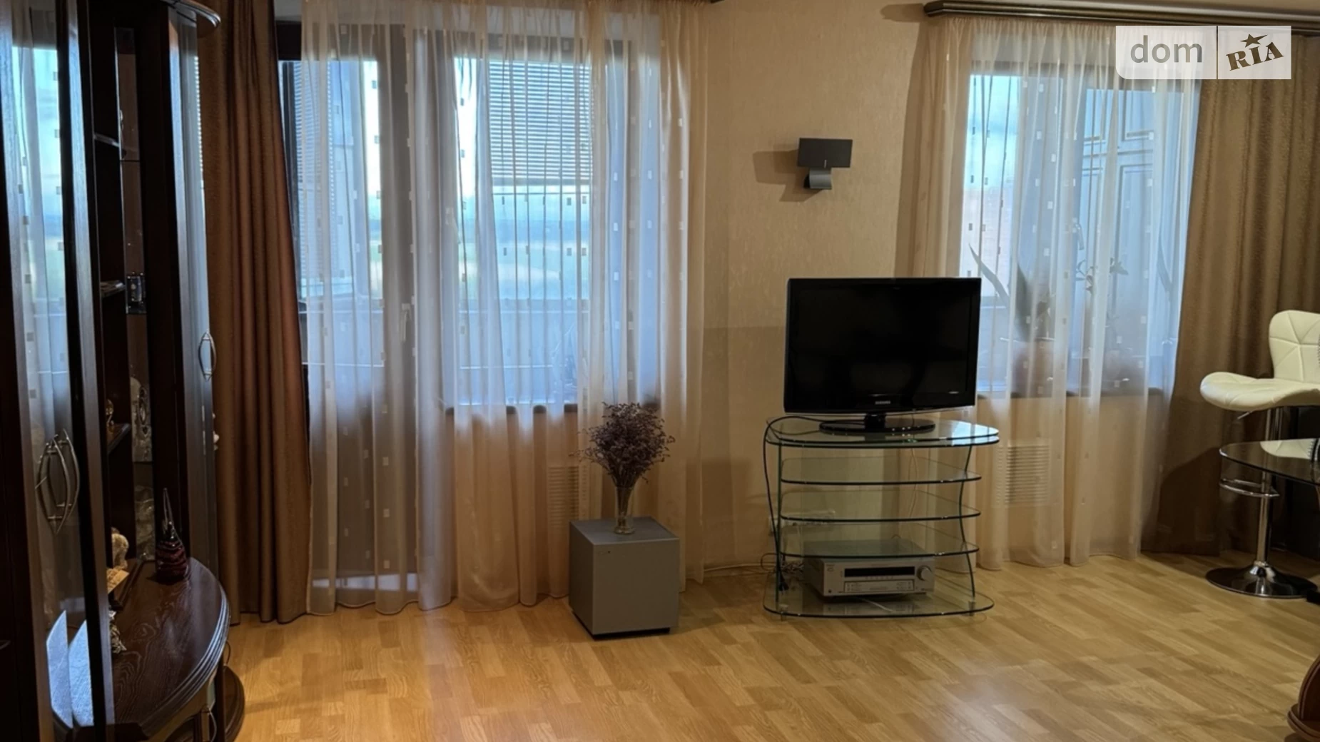 Продается 2-комнатная квартира 73.8 кв. м в Полтаве - фото 2