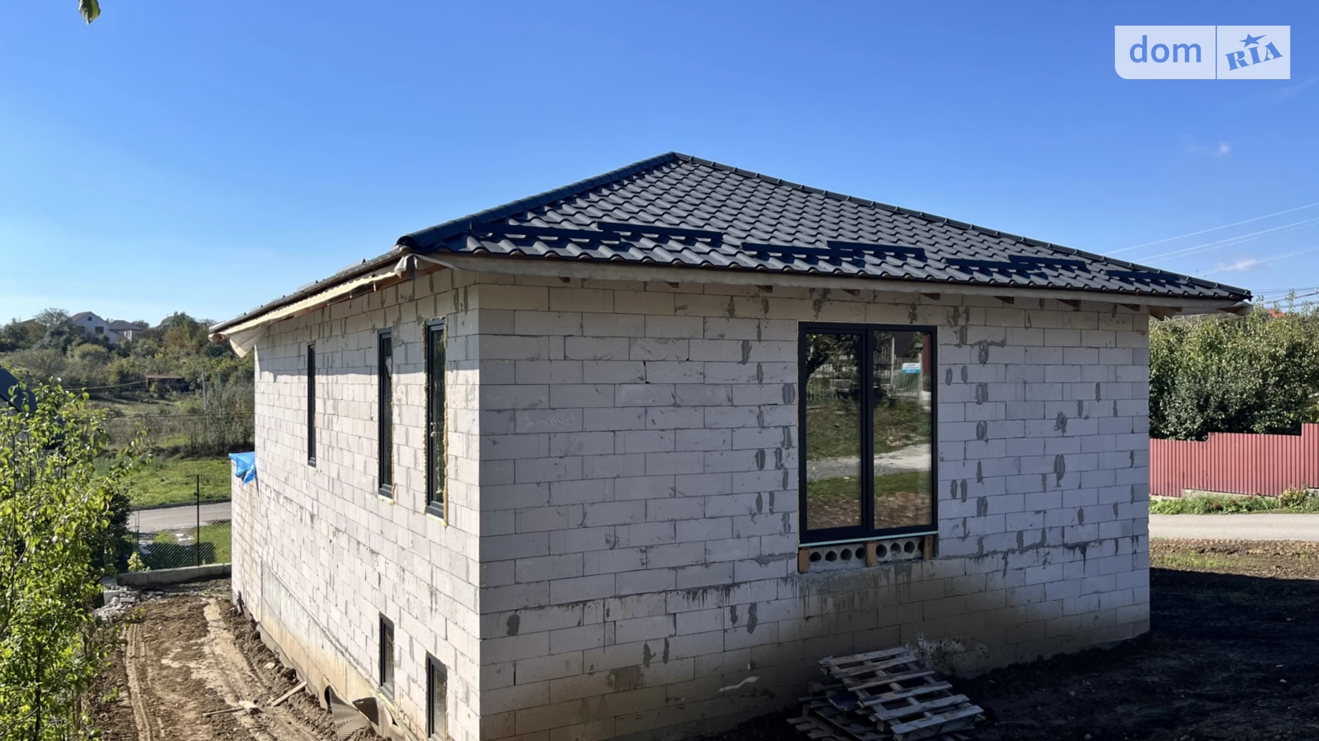 Продается дом на 2 этажа 173 кв. м с гаражом, цена: 65999 $ - фото 3