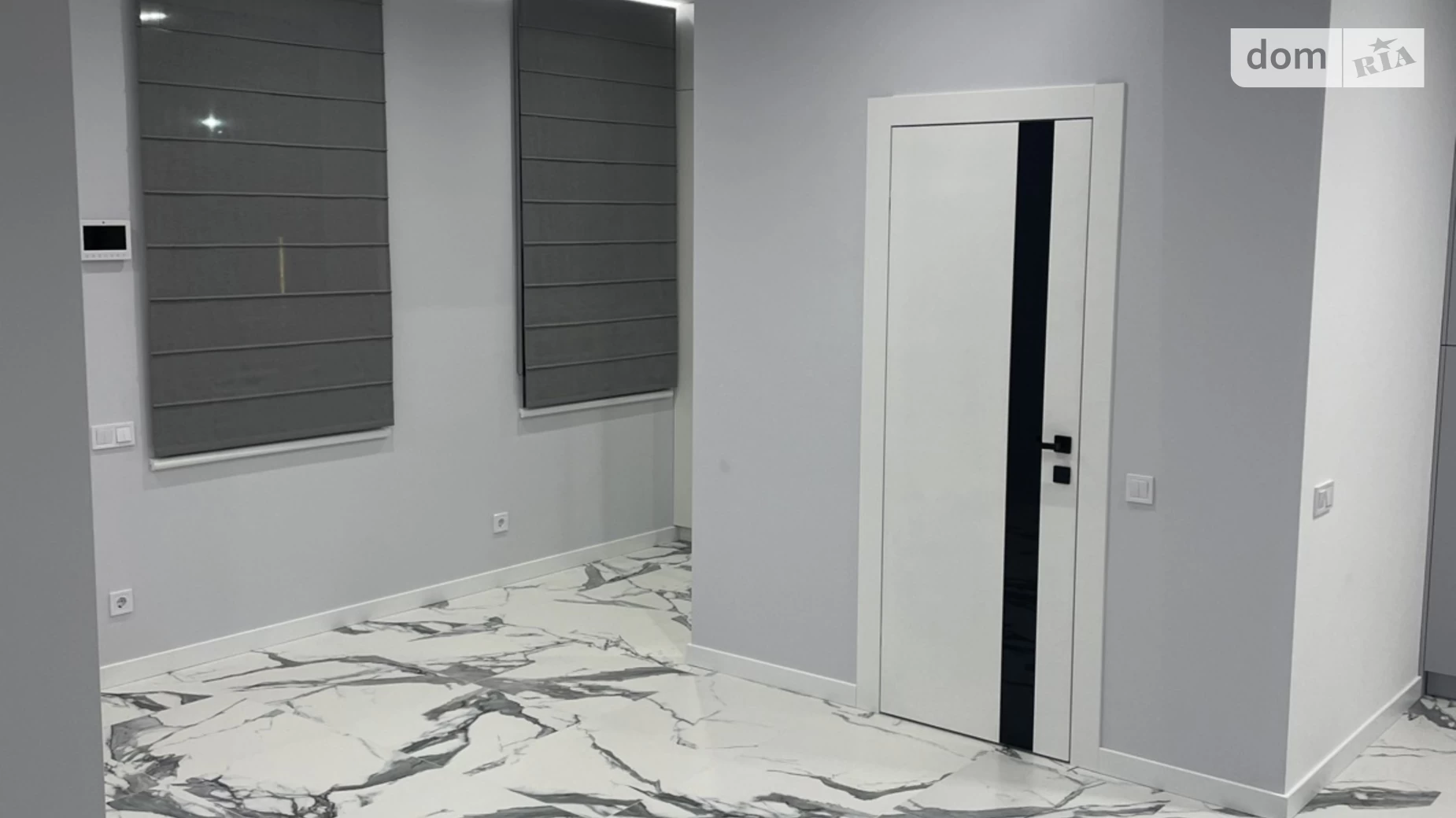 Сдается в аренду дом на 3 этажа 148 кв. м с мебелью, цена: 1800 € - фото 2
