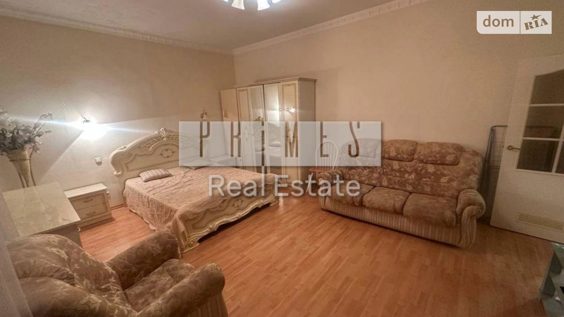 Продается 1-комнатная квартира 65 кв. м в Киеве, ул. Владимирская - фото 2