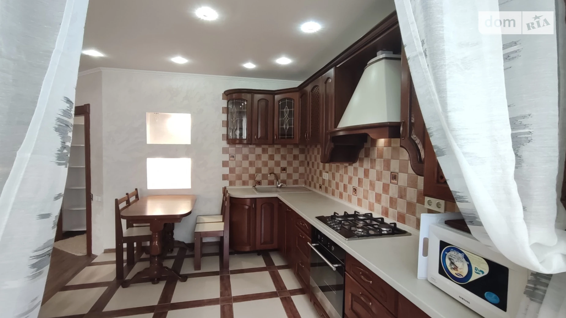 Продается 2-комнатная квартира 86.8 кв. м в Виннице, ул. Академика Ющенка - фото 2