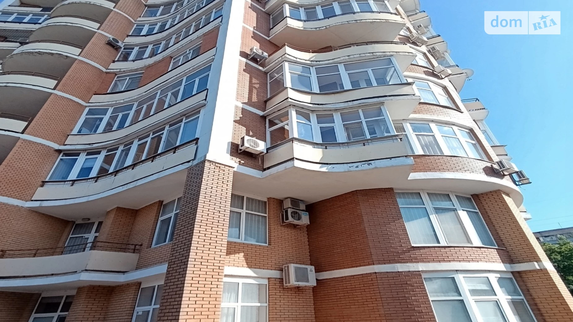 Продается 1-комнатная квартира 52 кв. м в Одессе, ул. Инглези, 6/1 - фото 2