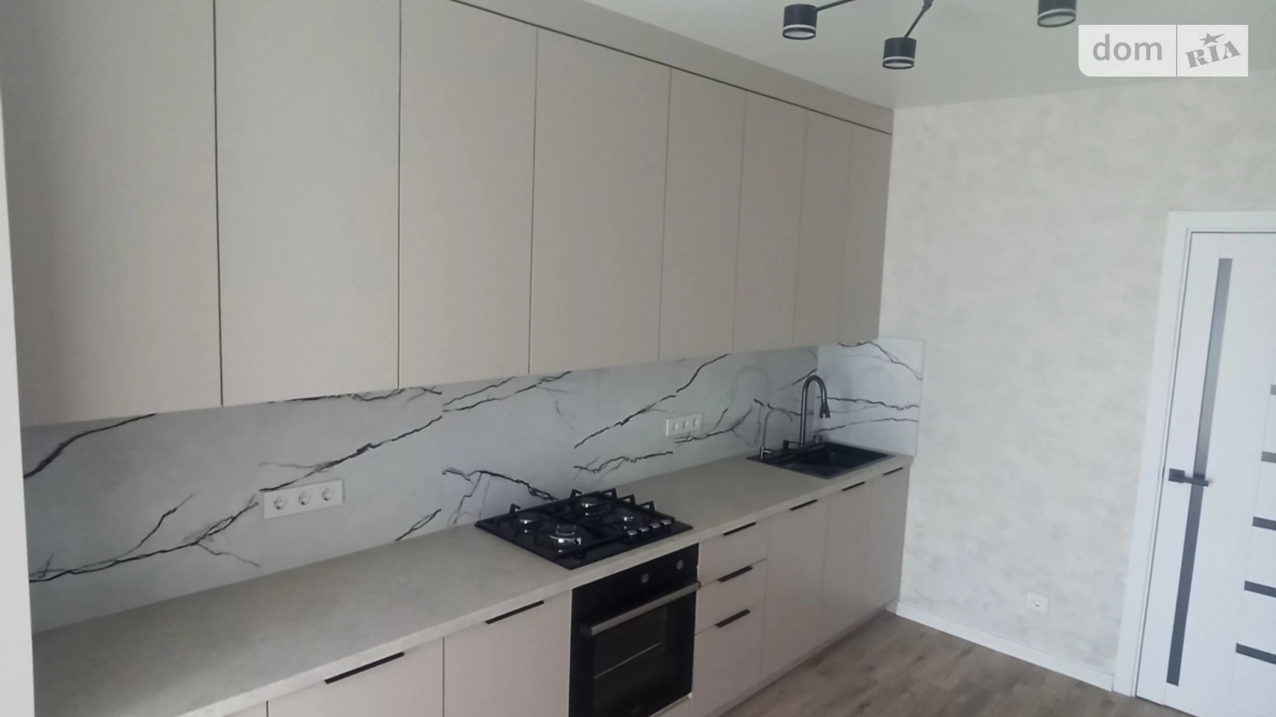 Продається 2-кімнатна квартира 61 кв. м у Хмельницькому, вул. Подільська, 10/3 - фото 3