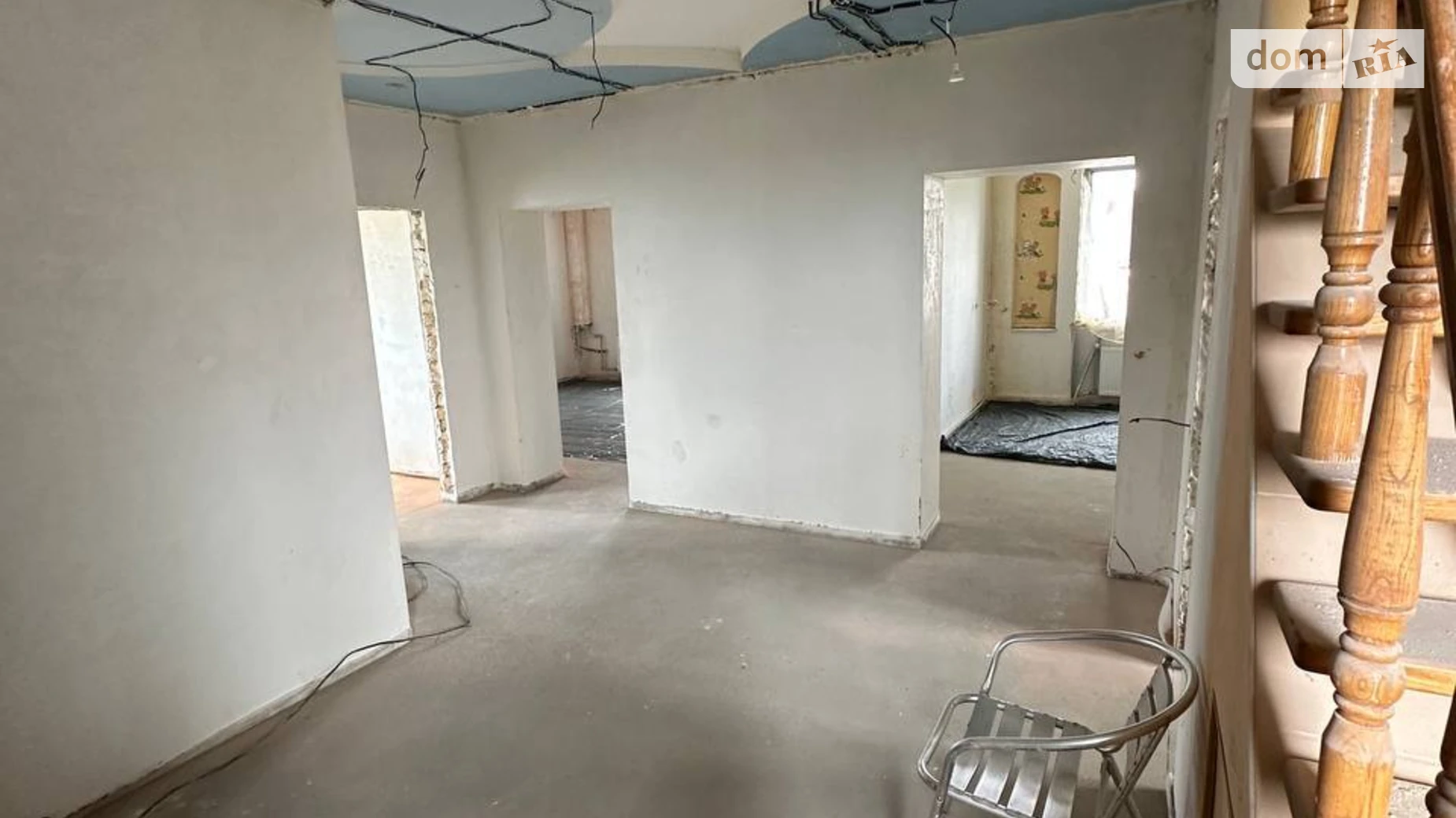 Продается дом на 2 этажа 245.9 кв. м с бассейном, цена: 110000 $ - фото 3