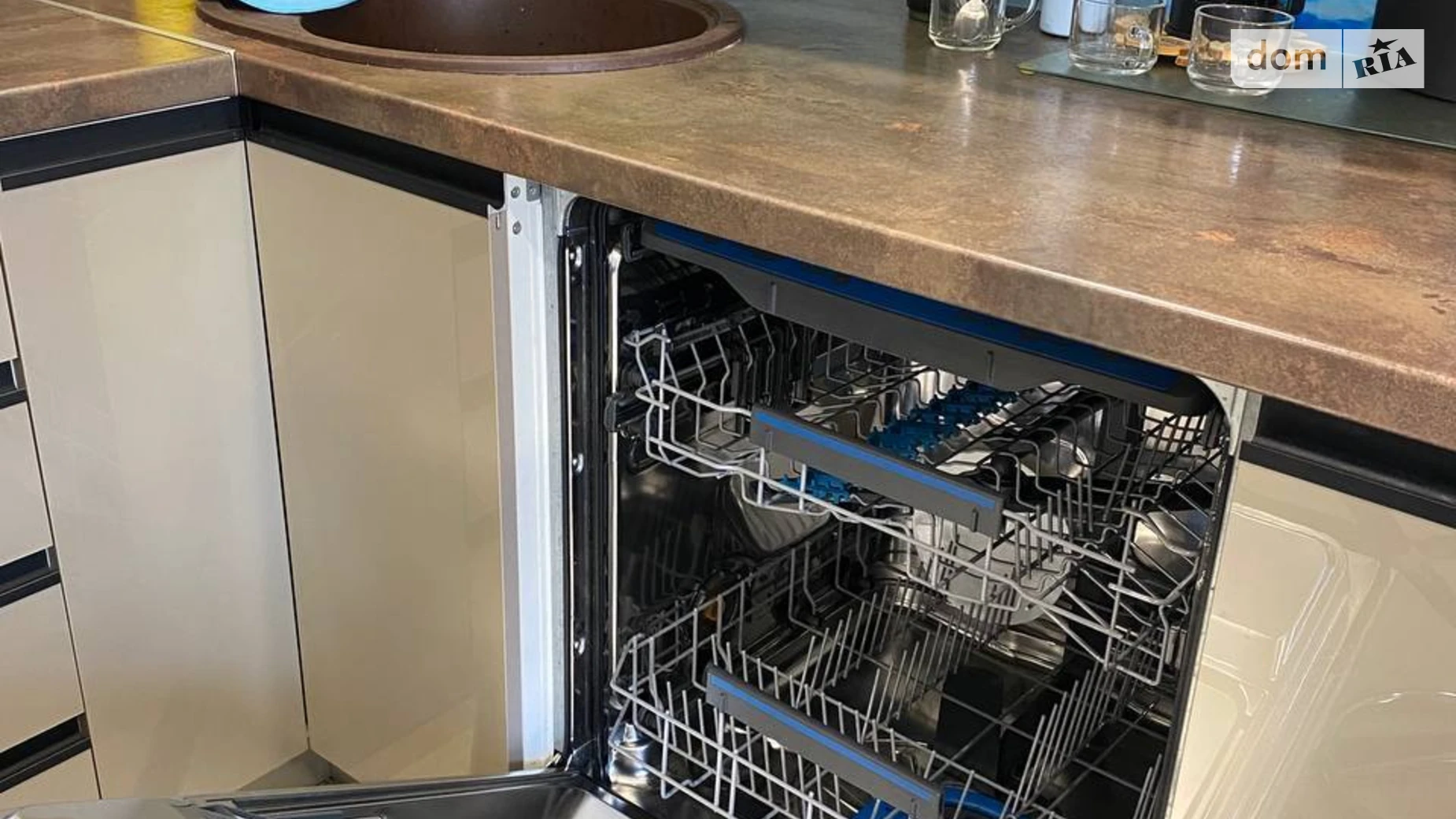 Продается 3-комнатная квартира 67.4 кв. м в Днепре, ул. Метростроевская, 14 - фото 4