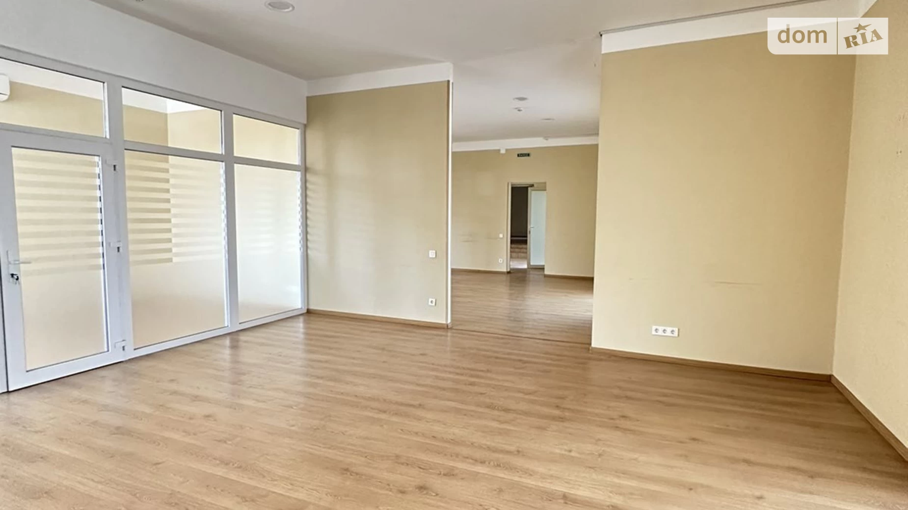 Сдается в аренду офис 320 кв. м в бизнес-центре, цена: 3200 $ - фото 4