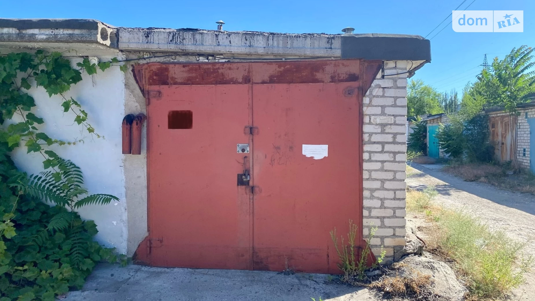 Продается отдельно стоящий гараж универсальный на 48 кв. м, цена: 6000 $ - фото 2