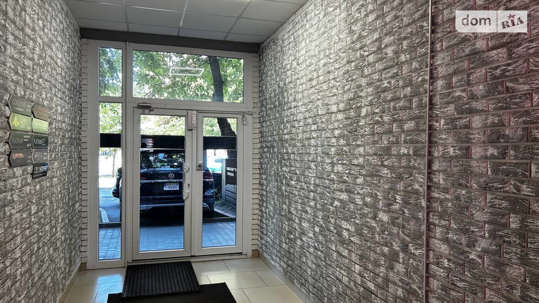 Продається офіс 15 кв. м в бізнес-центрі, цена: 17000 $ - фото 2