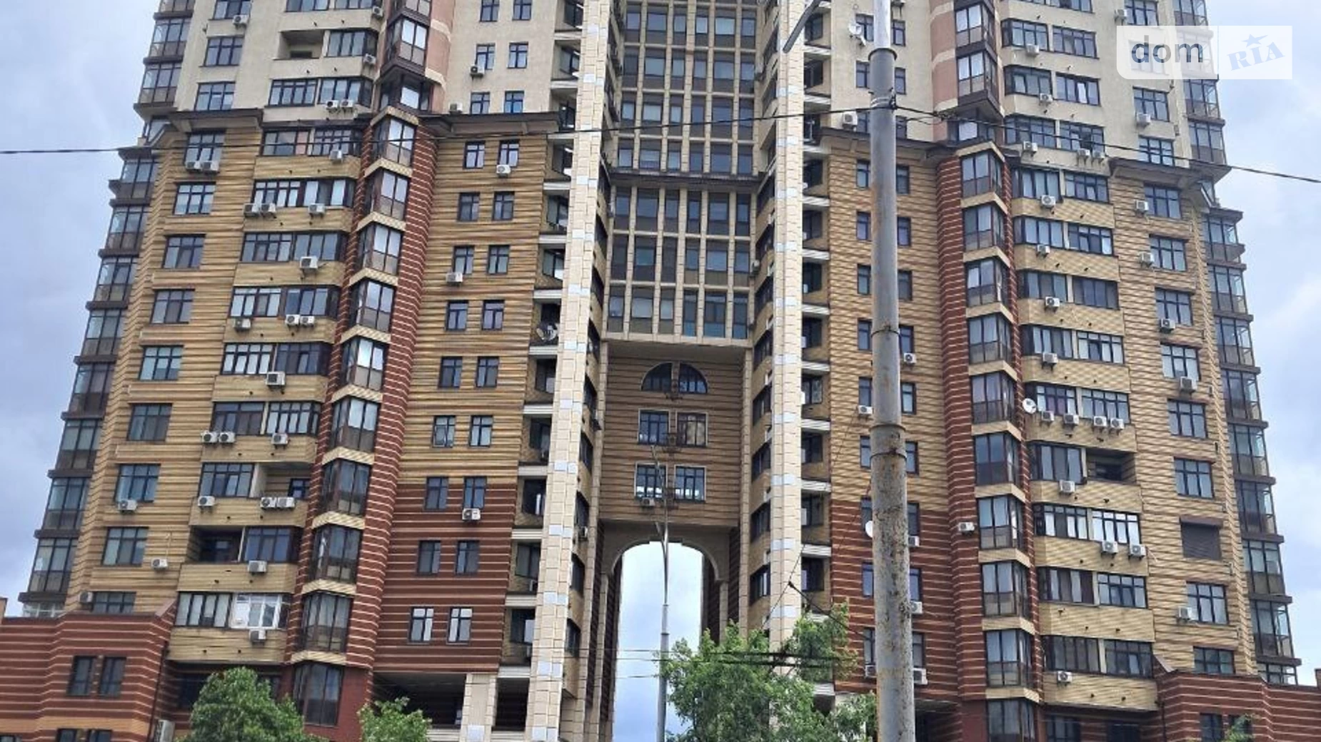 Продается 2-комнатная квартира 79.6 кв. м в Киеве, ул. Соломенская, 15А - фото 2