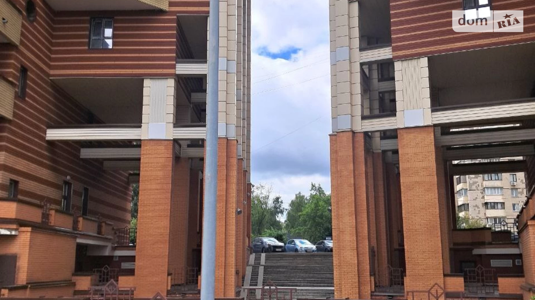 Продается 2-комнатная квартира 79.6 кв. м в Киеве, ул. Соломенская, 15А - фото 3