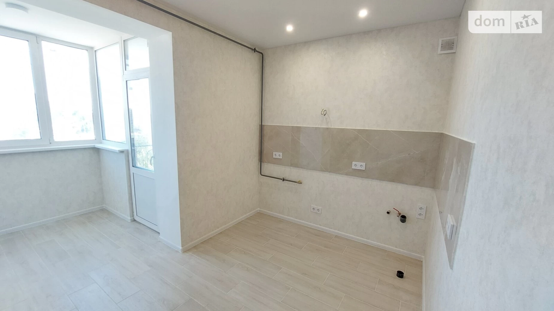 Продается 1-комнатная квартира 41 кв. м в Стрижавке, ул. Киевская, 224/8 - фото 4