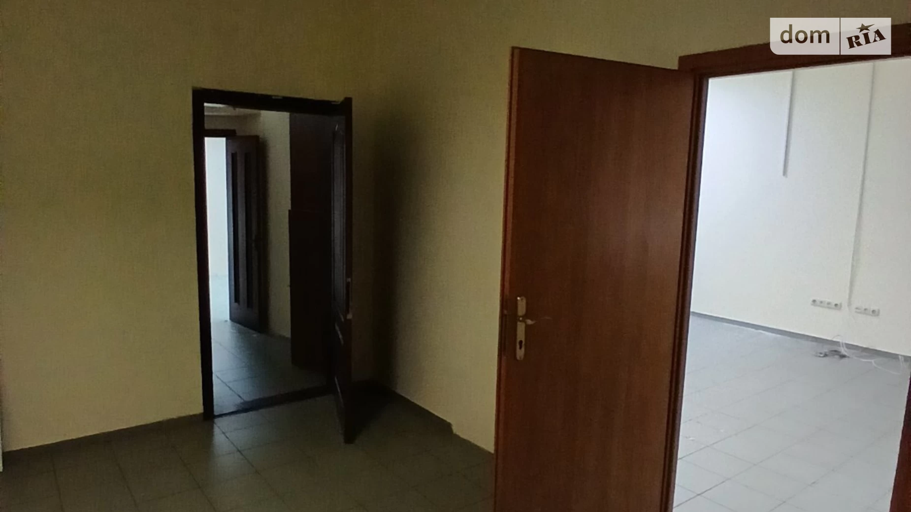 Здається в оренду приміщення вільного призначення 96.3 кв. м в 12-поверховій будівлі, цена: 26483 грн - фото 4