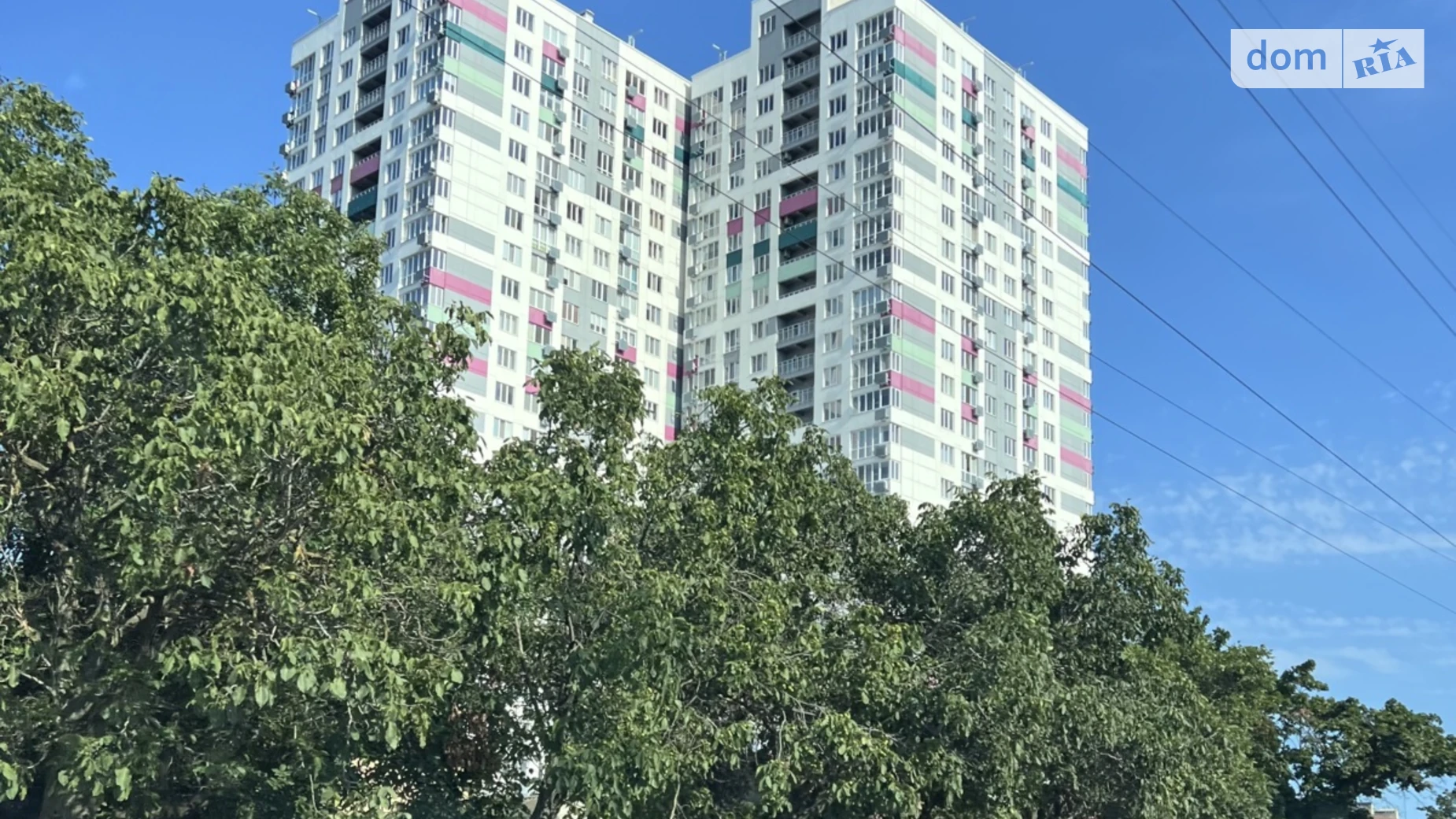 Продается 1-комнатная квартира 52 кв. м в Одессе, ул. Костанди, 104/1 - фото 2