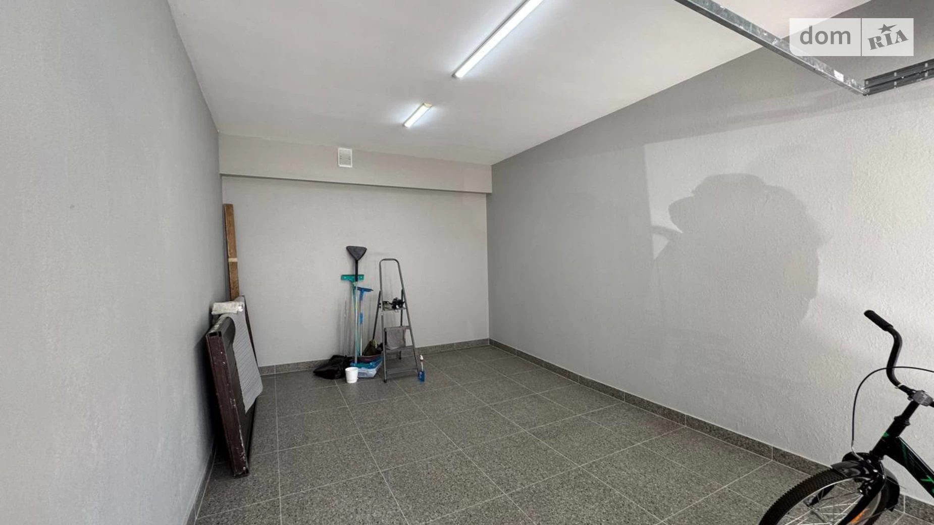 Продається окремий гараж під легкове авто на 23.9 кв. м, цена: 28000 $ - фото 3