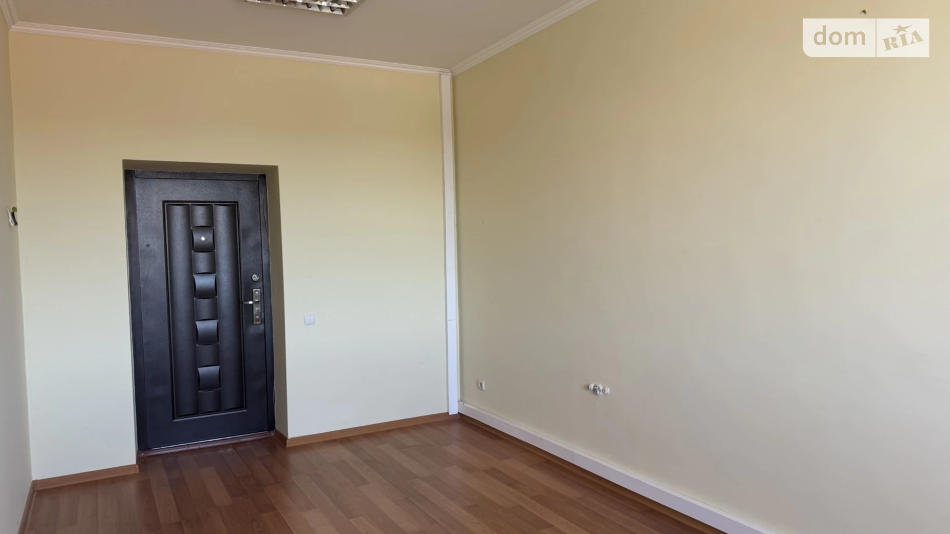 Сдается в аренду офис 17.3 кв. м в бизнес-центре, цена: 2422 грн - фото 3