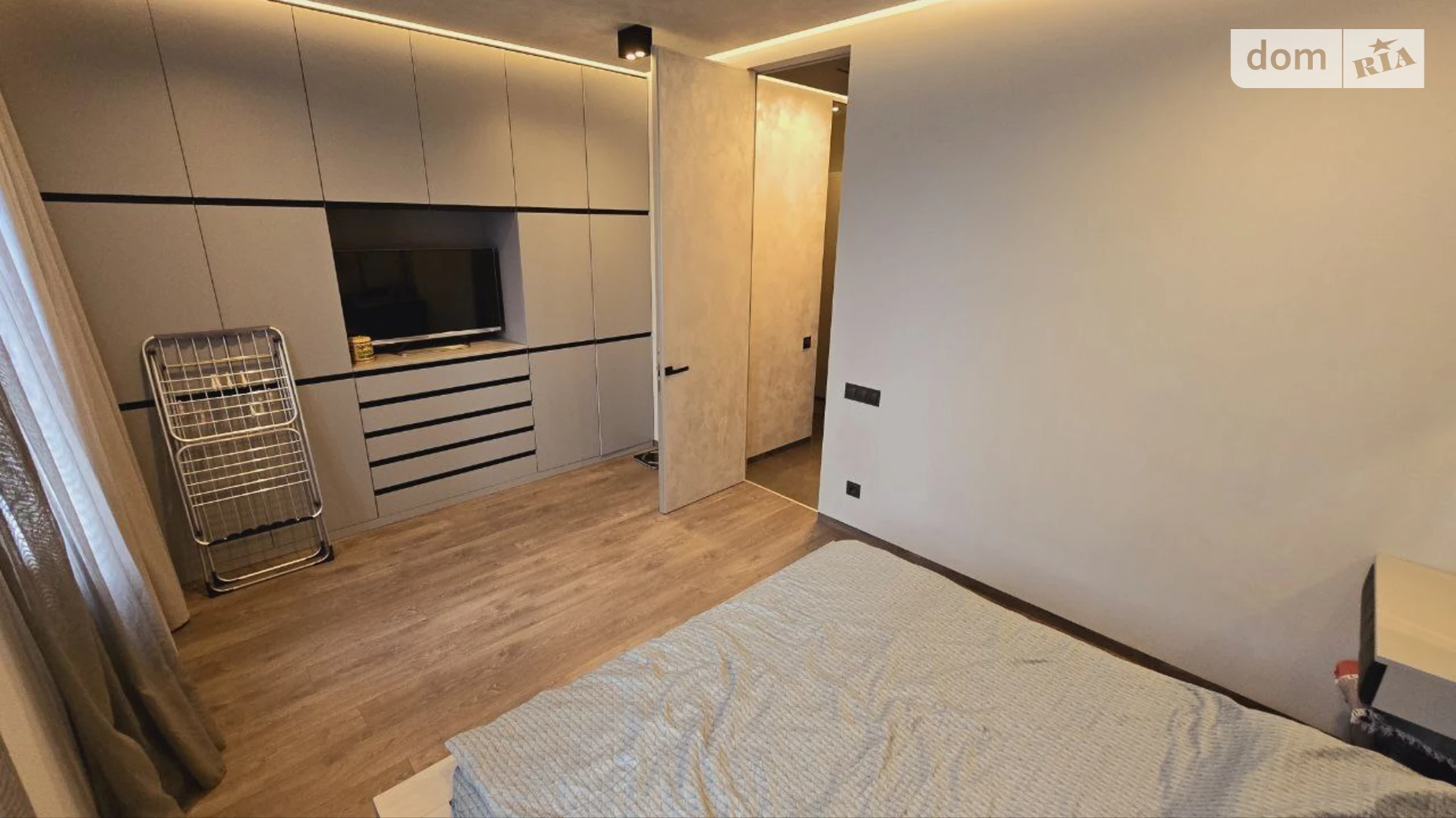 Продается 1-комнатная квартира 69.9 кв. м в Днепре, просп. Поля Александра, 16 - фото 4