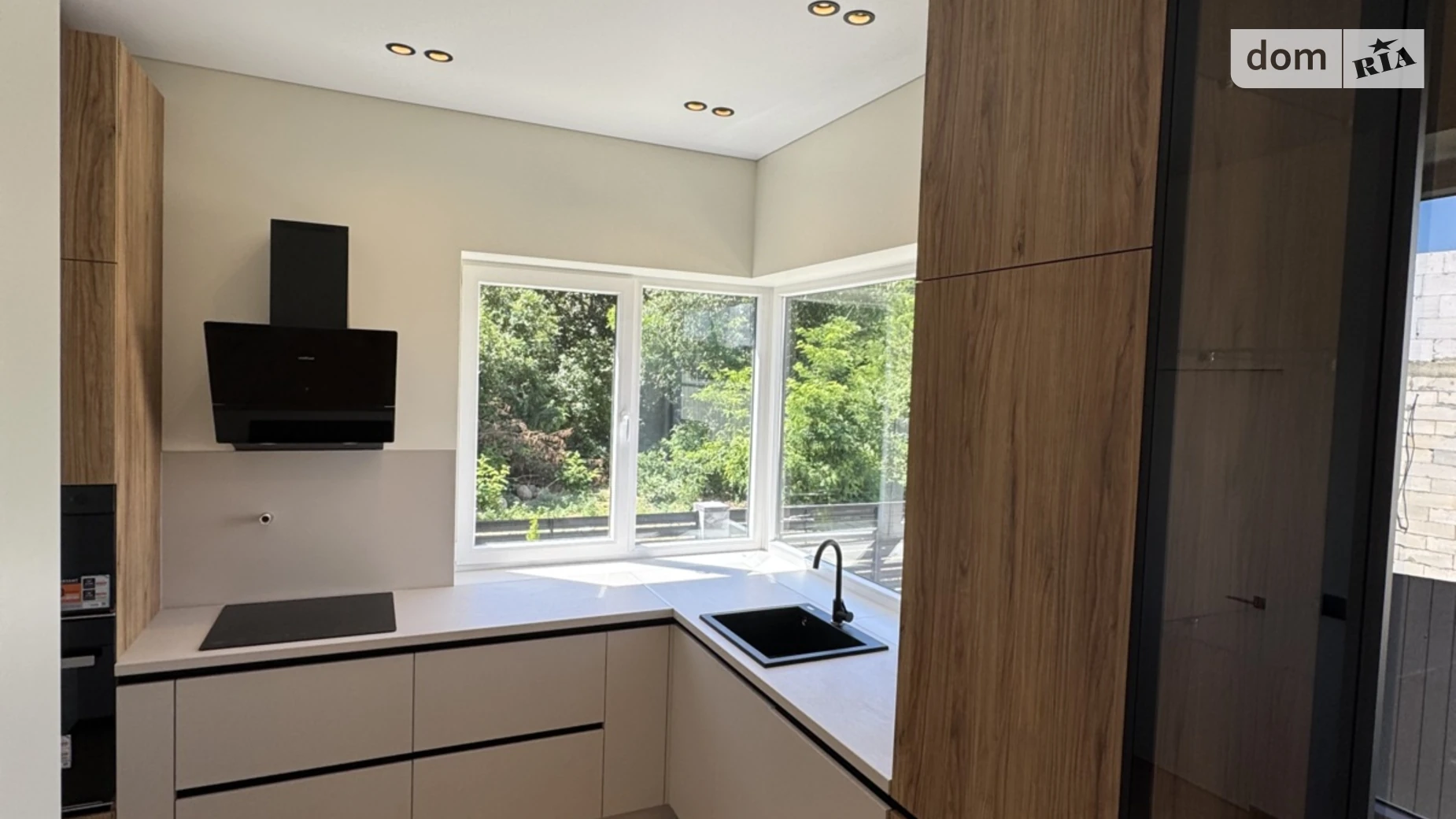 Продается одноэтажный дом 135 кв. м с мебелью, цена: 215000 $ - фото 3