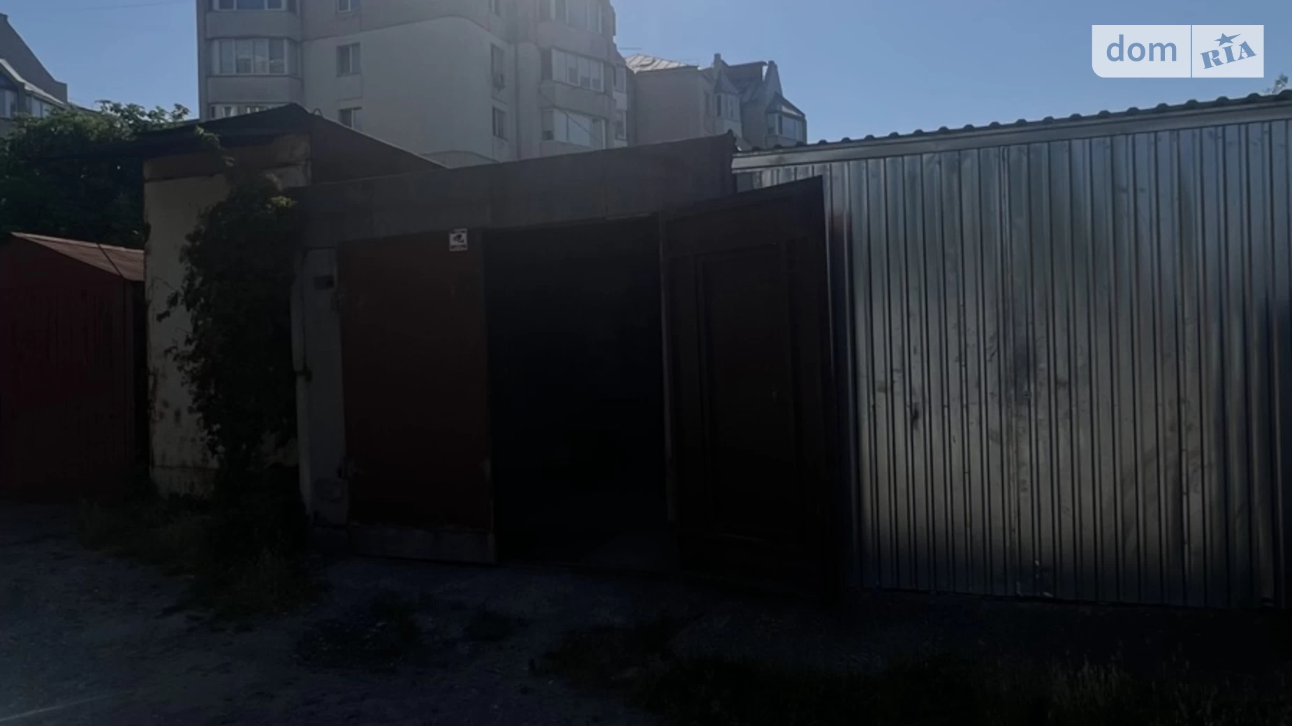Продается отдельно стоящий гараж под бус на 20 кв. м, цена: 10500 $ - фото 3