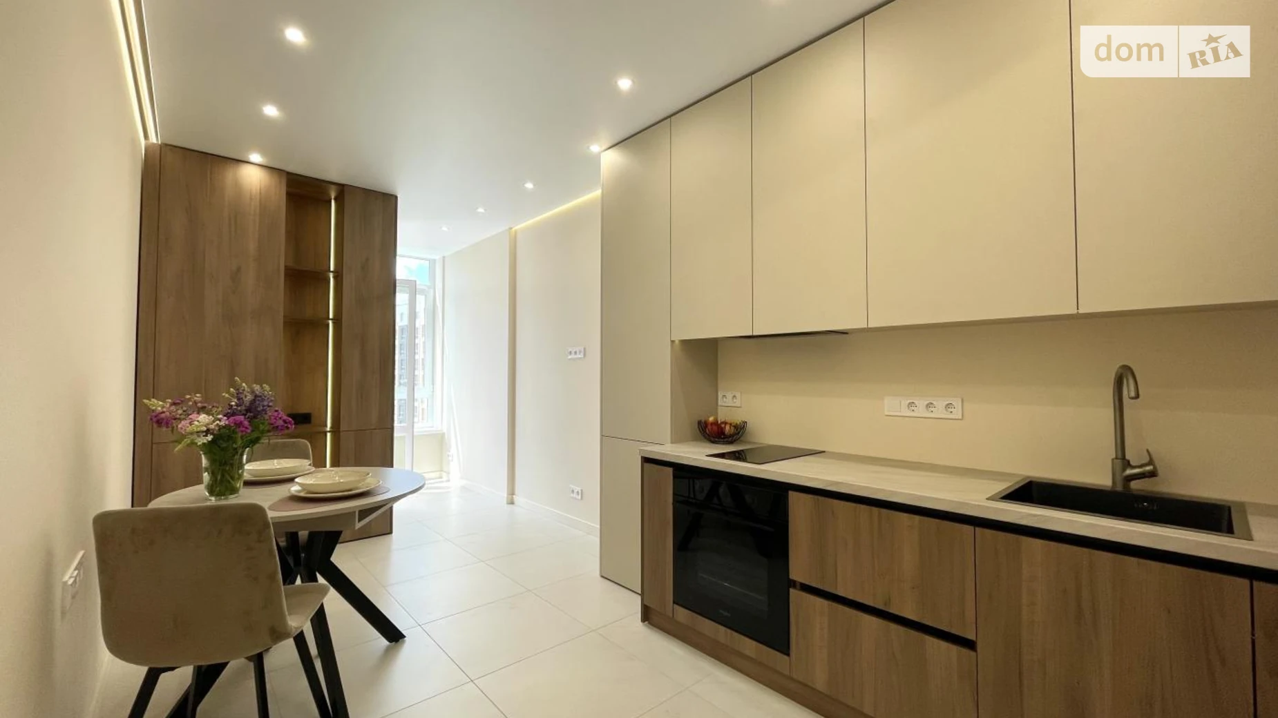 Продается 1-комнатная квартира 41 кв. м в Львове, цена: 105900 $ - фото 2