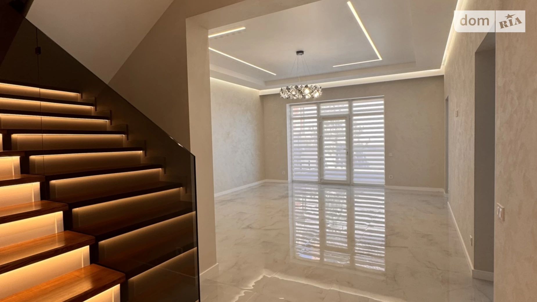 Продается дом на 2 этажа 152 кв. м с гаражом, цена: 380000 $ - фото 5
