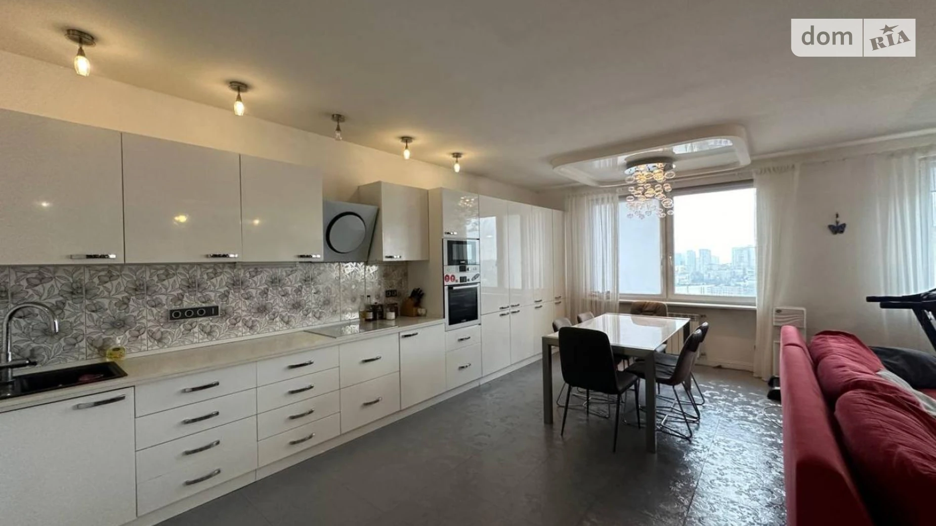 Продается 3-комнатная квартира 132.6 кв. м в, цена: 220000 $ - фото 3