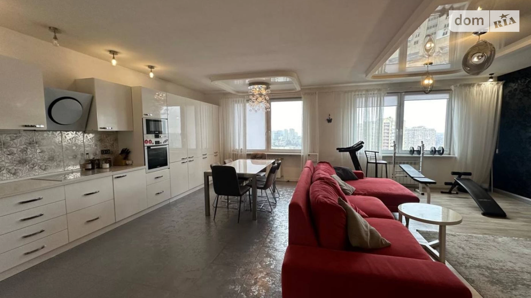 Продается 3-комнатная квартира 132.6 кв. м в, цена: 220000 $ - фото 2