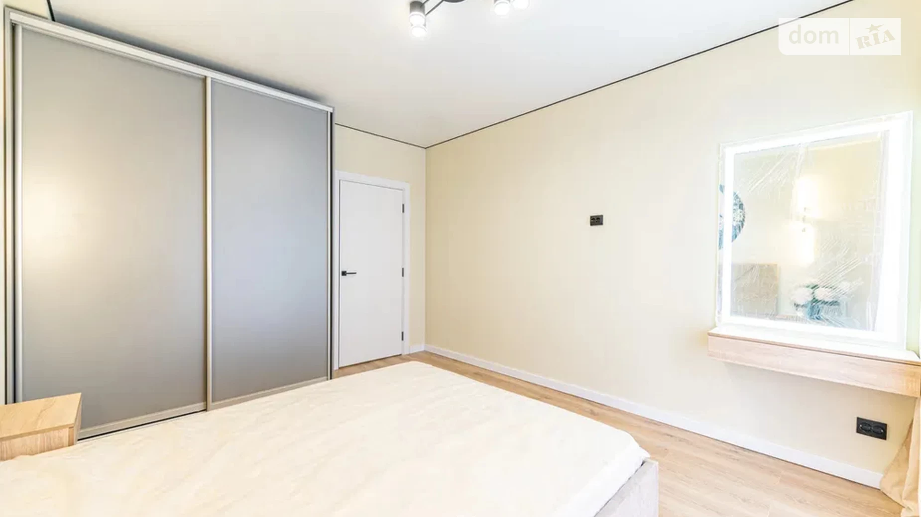 Продается 1-комнатная квартира 41.2 кв. м в Киеве, ул. Михаила Максимовича, 26Д - фото 4