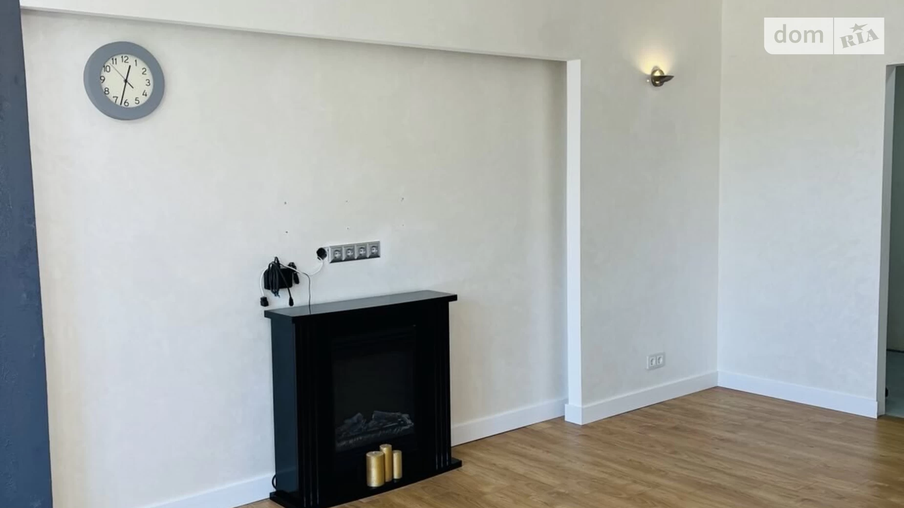Продается 2-комнатная квартира 72.8 кв. м в, цена: 52000 $ - фото 2