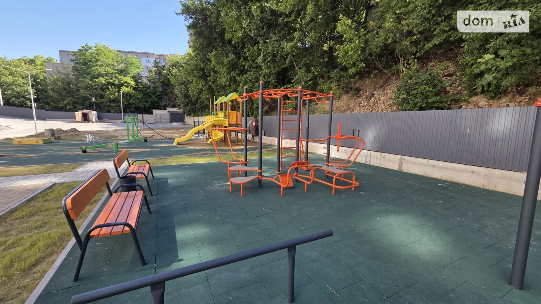 Продается 1-комнатная квартира 38 кв. м в Виннице, ул. Костя Широцкого, 5А - фото 2