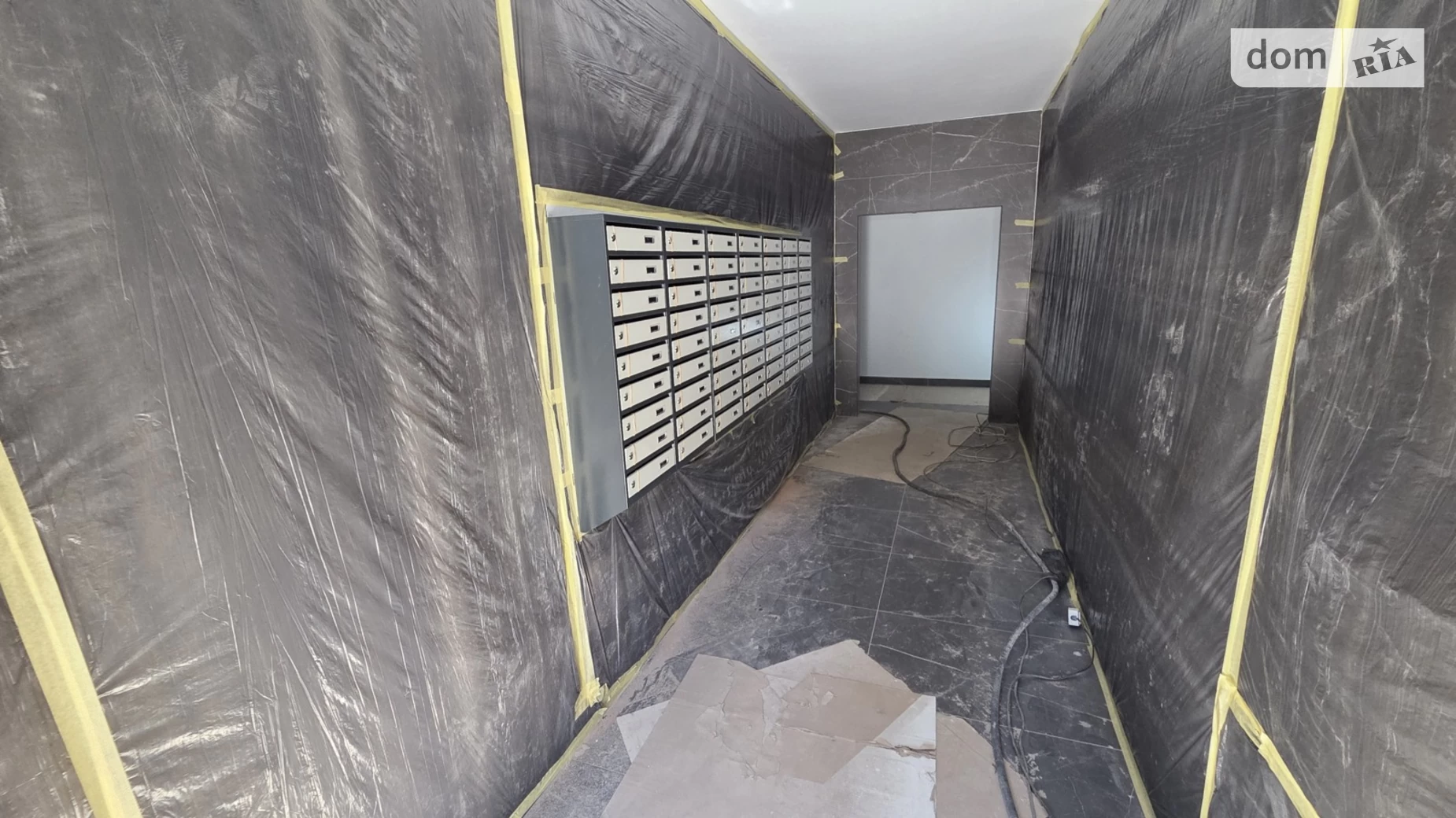 Продается 1-комнатная квартира 38 кв. м в Виннице, ул. Костя Широцкого, 5А - фото 3