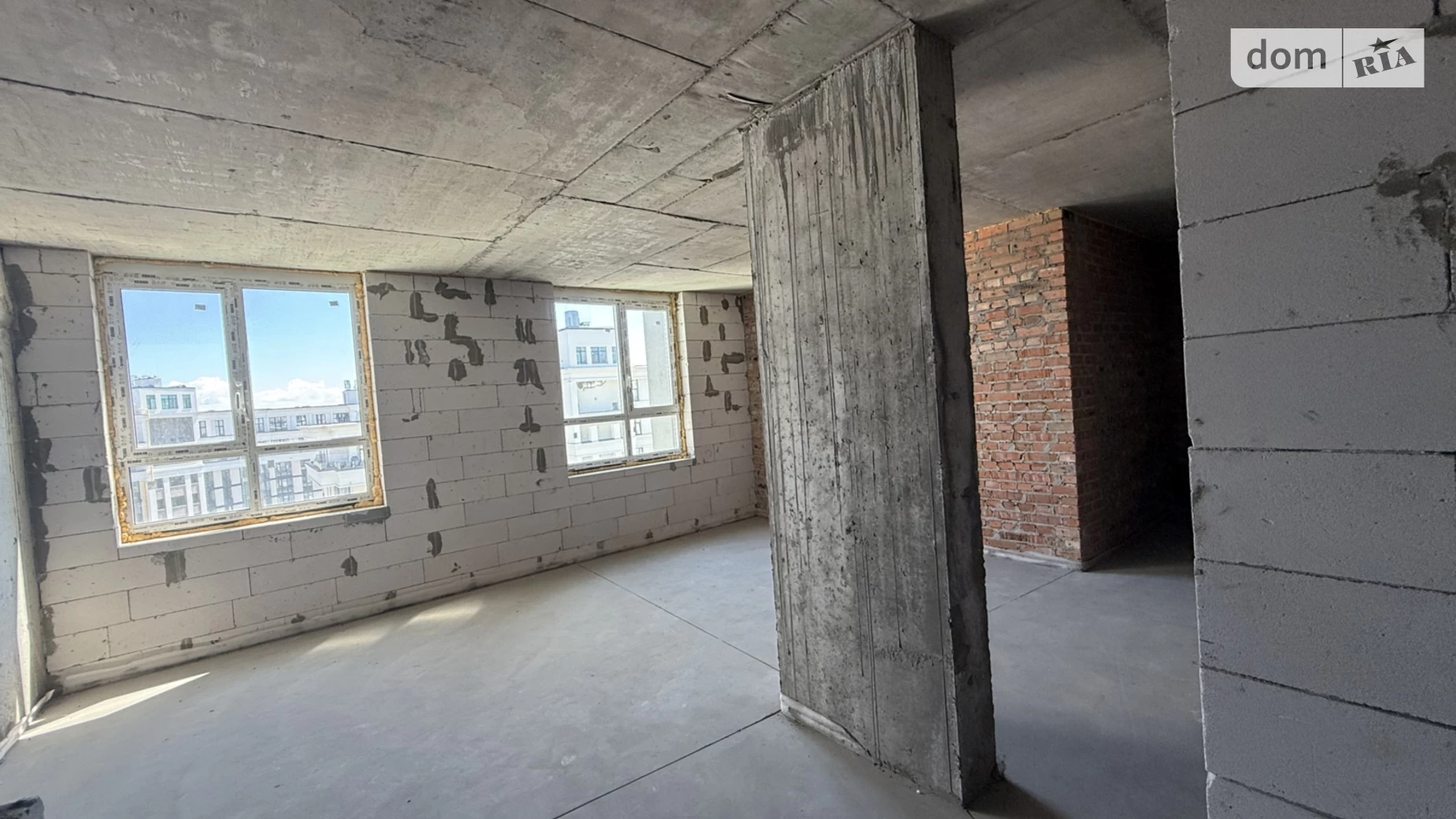 Продается 3-комнатная квартира 79.2 кв. м в Ирпене, ул. Университетская(Карла Маркса), 3/14 - фото 2